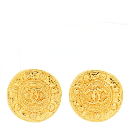 Chanel Round CC Clip On Earrings Gold 1 of 4