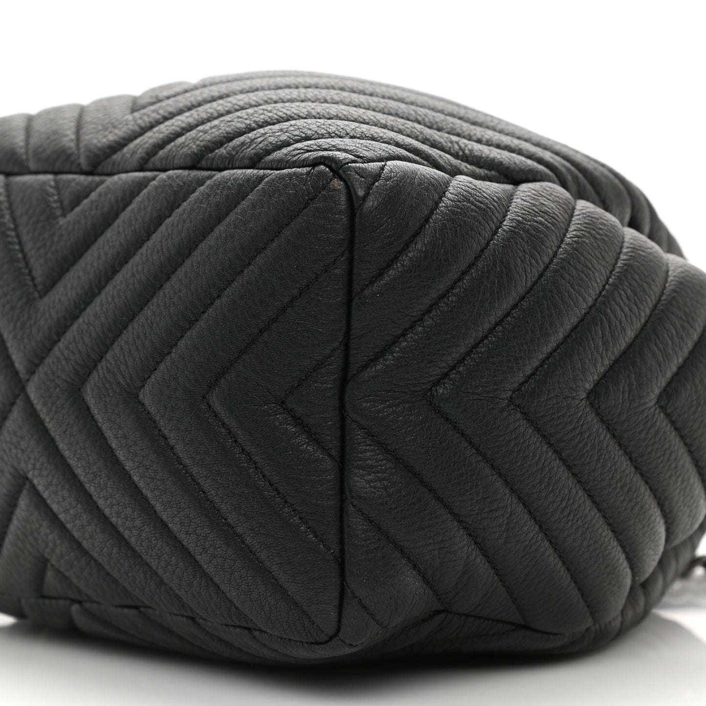 Deerskin Chevron Small CC Chain Bucket Drawstring Bag Black