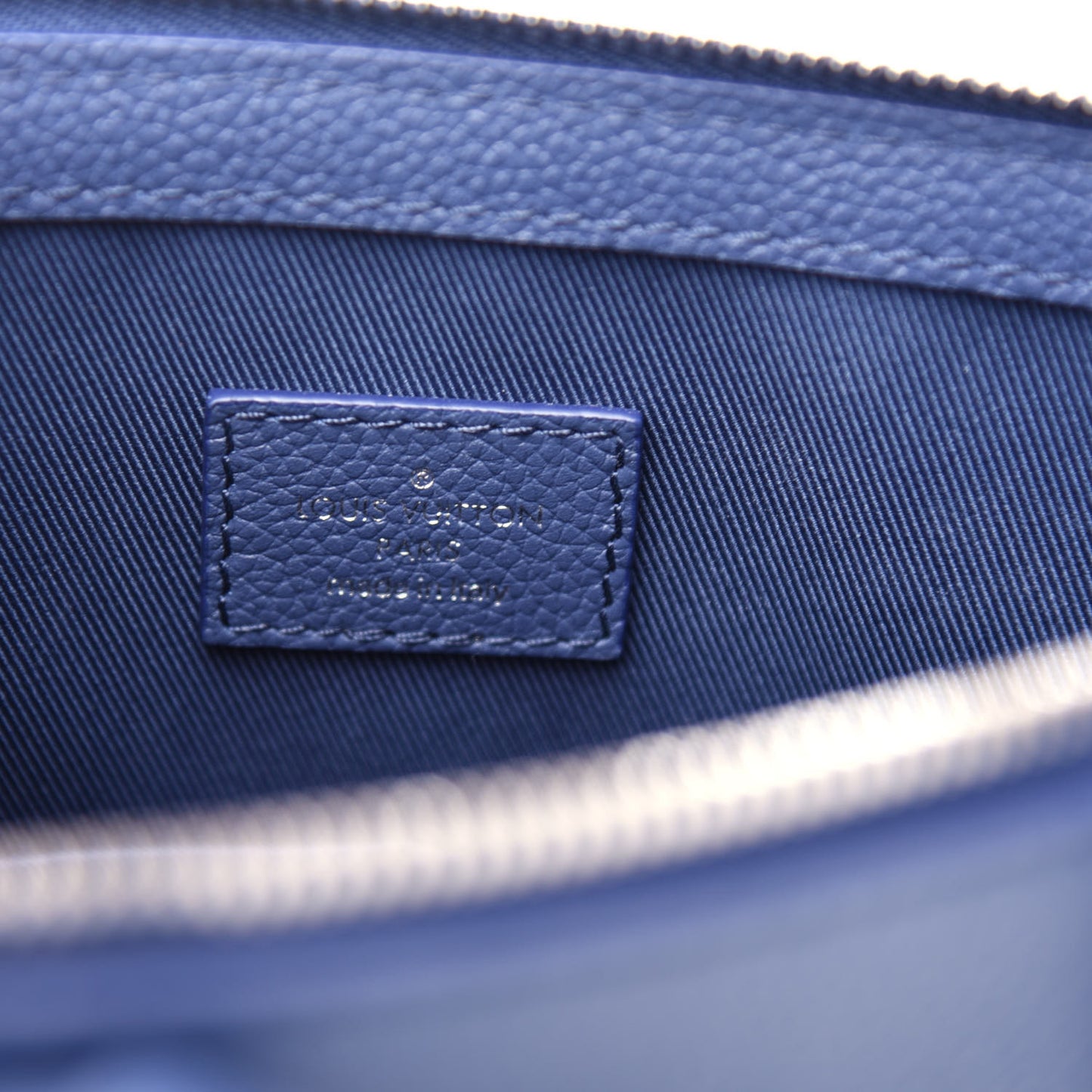 Monogram Ink Watercolor Sac Plat Zippé Blue