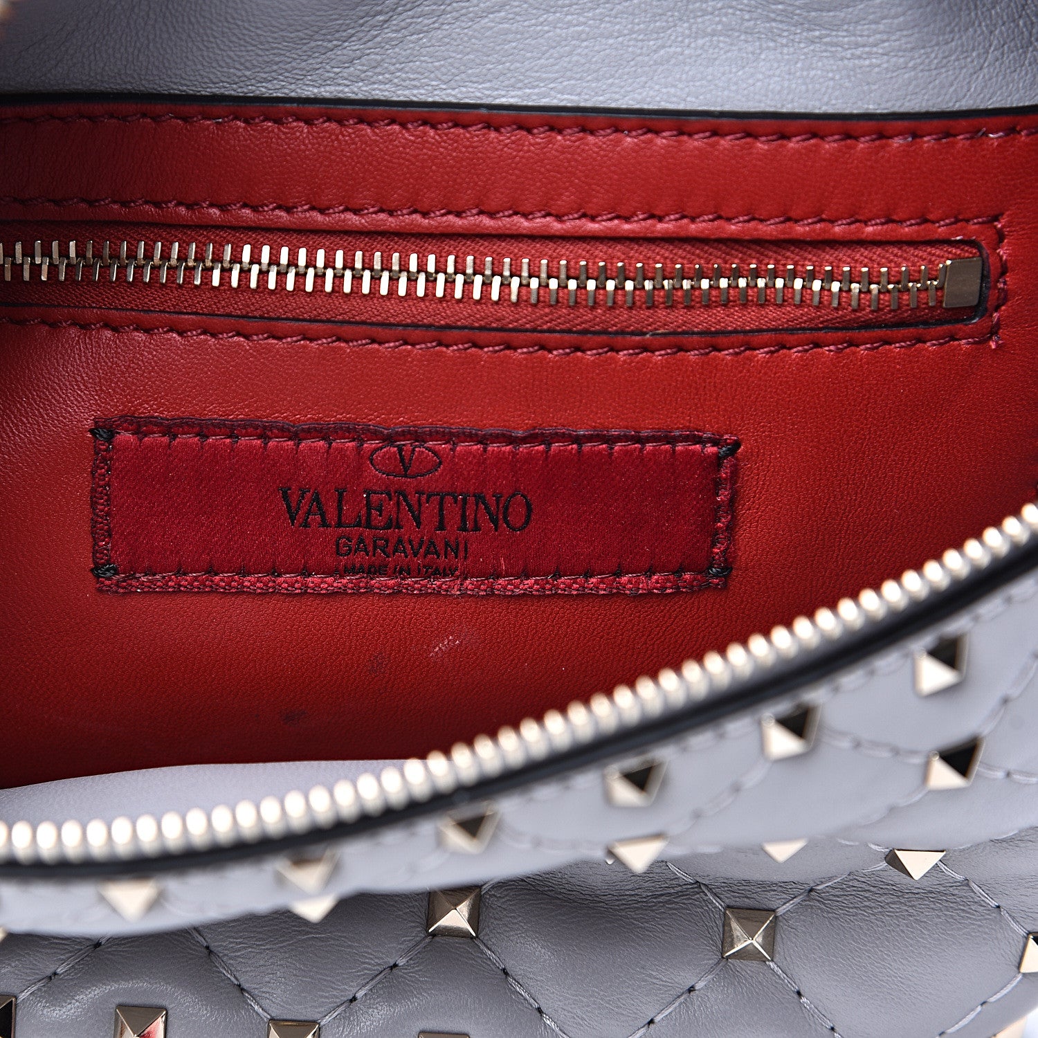 Valentino Garavani Nappa Rockstud Spike Belt Bag 95 Pastel Grey 5 of 10