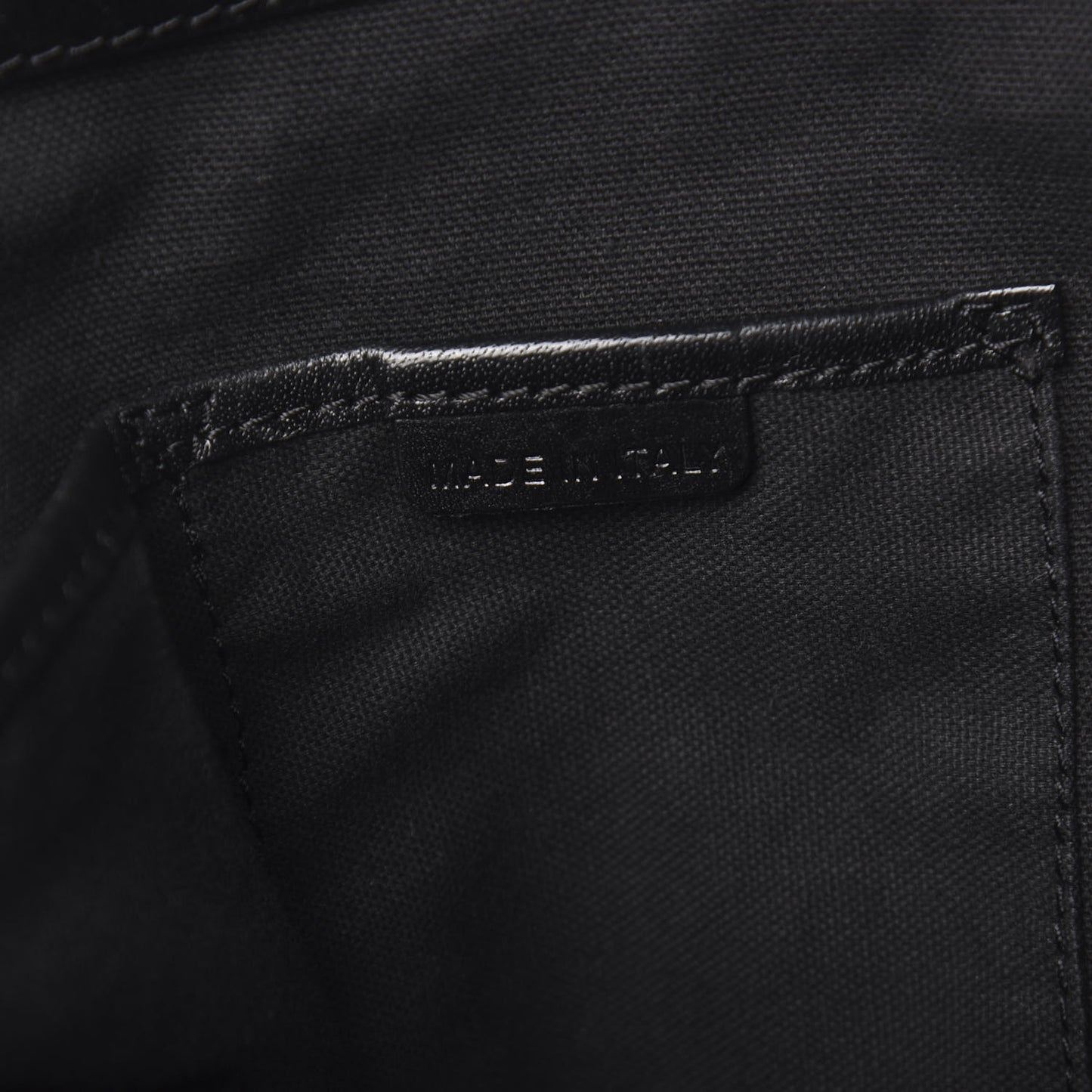 House Check Small Canterbury Tote Black