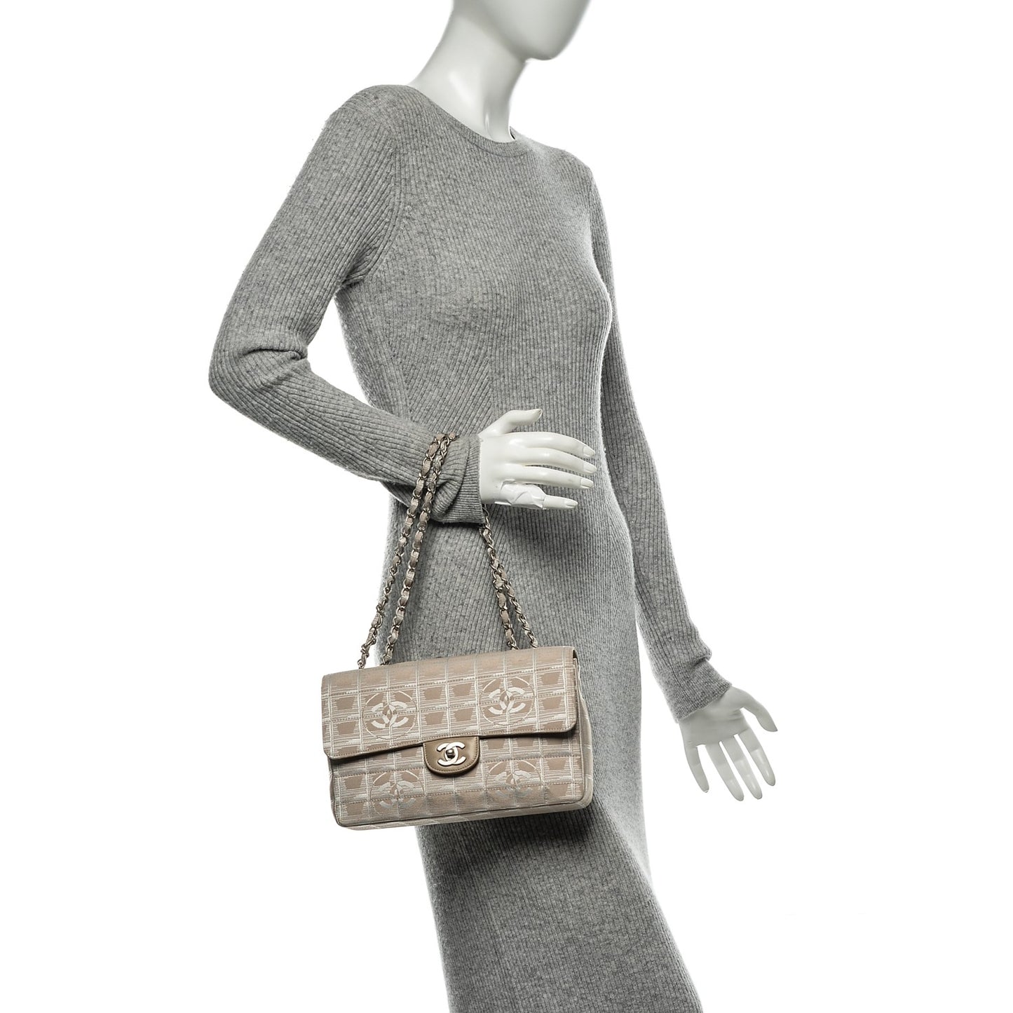 Nylon Medium Travel Flap Light Beige