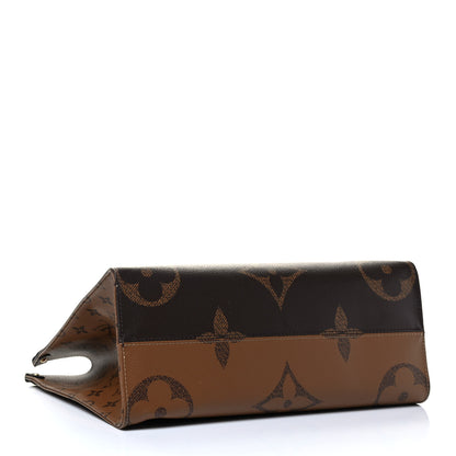 Louis Vuitton Reverse Monogram Giant Onthego MM 3 of 4