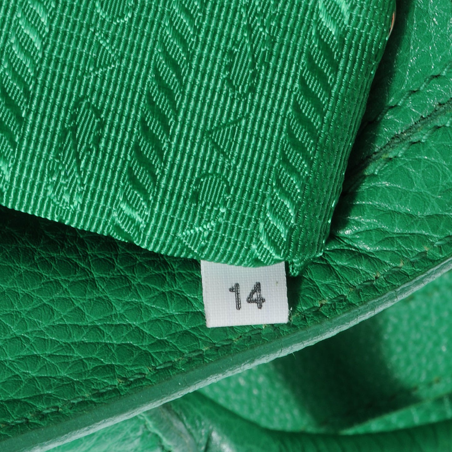 Vitello Daino Shopping Tote