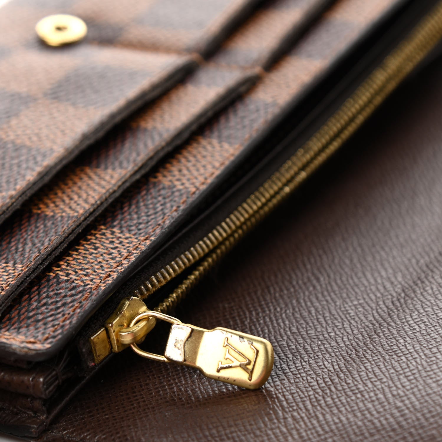 Louis Vuitton Damier Ebene Sarah Wallet NM 11 of 11