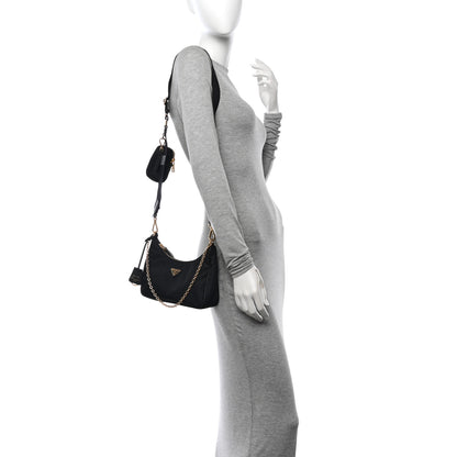 Prada Nylon Re-Edition 2005 Shoulder Bag Black 2 of 11