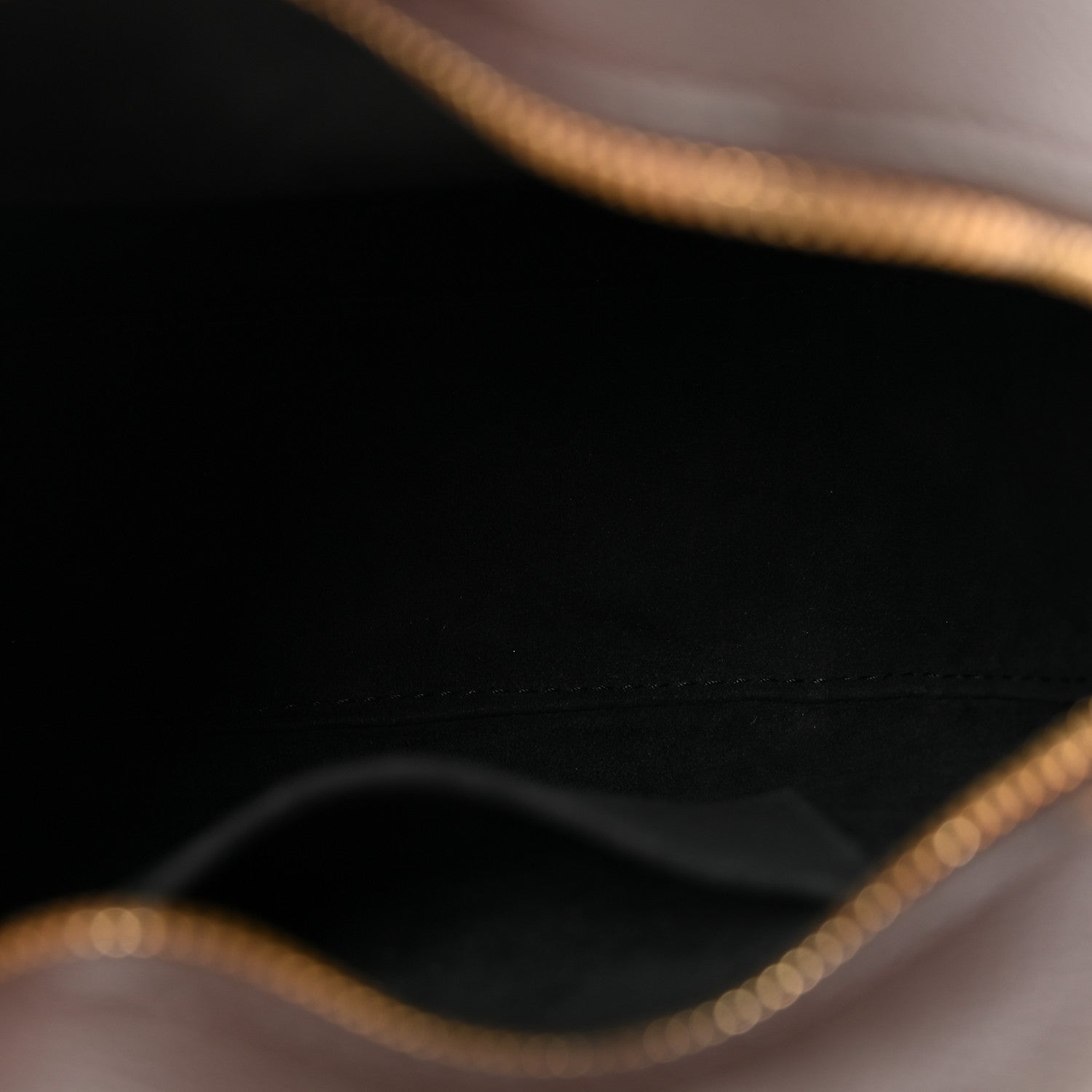 Louis Vuitton Reverse Monogram Giant Boite Chapeau Souple 5 of 12