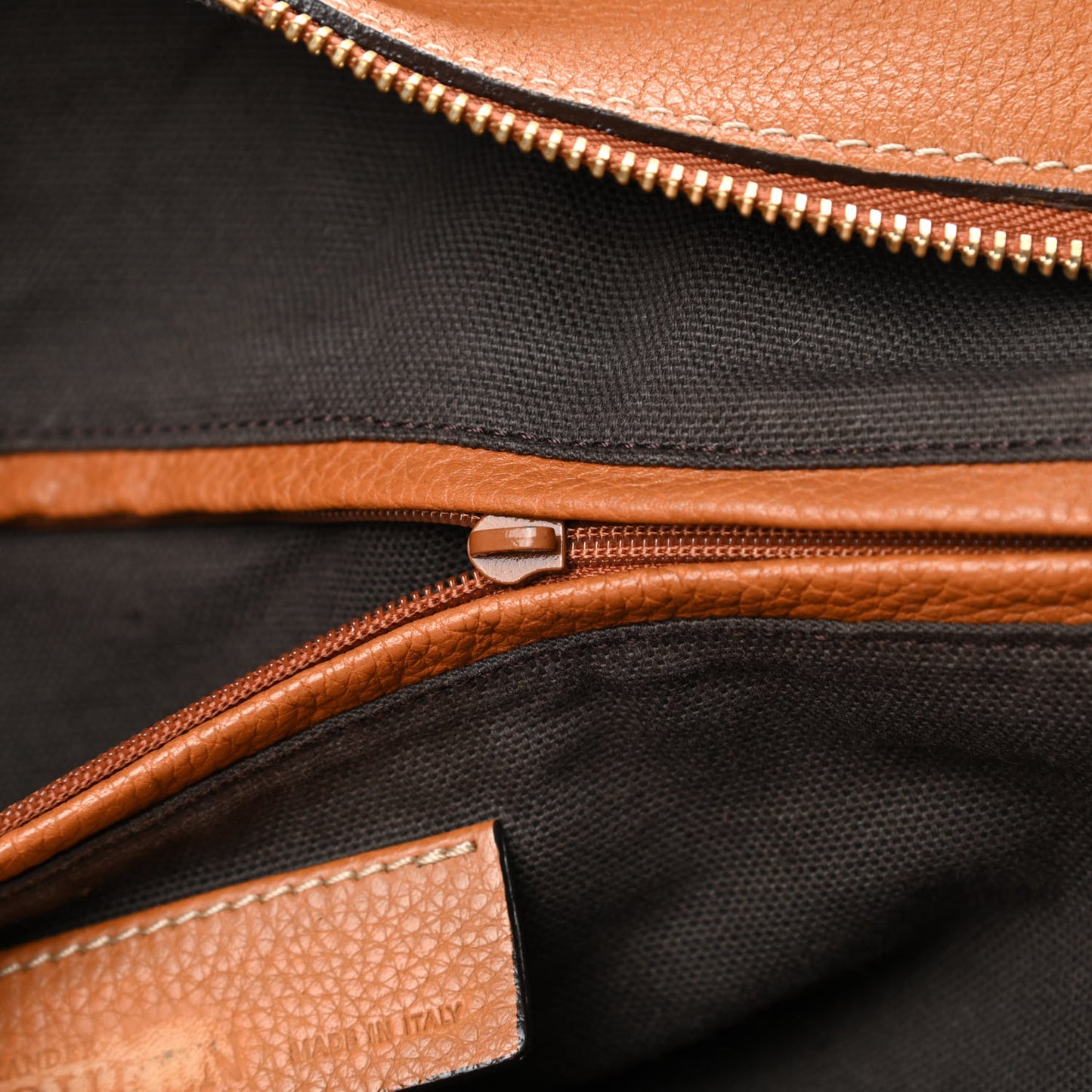 Pebbled Calfskin Large Skull Padlock Zip Around Tote Camel