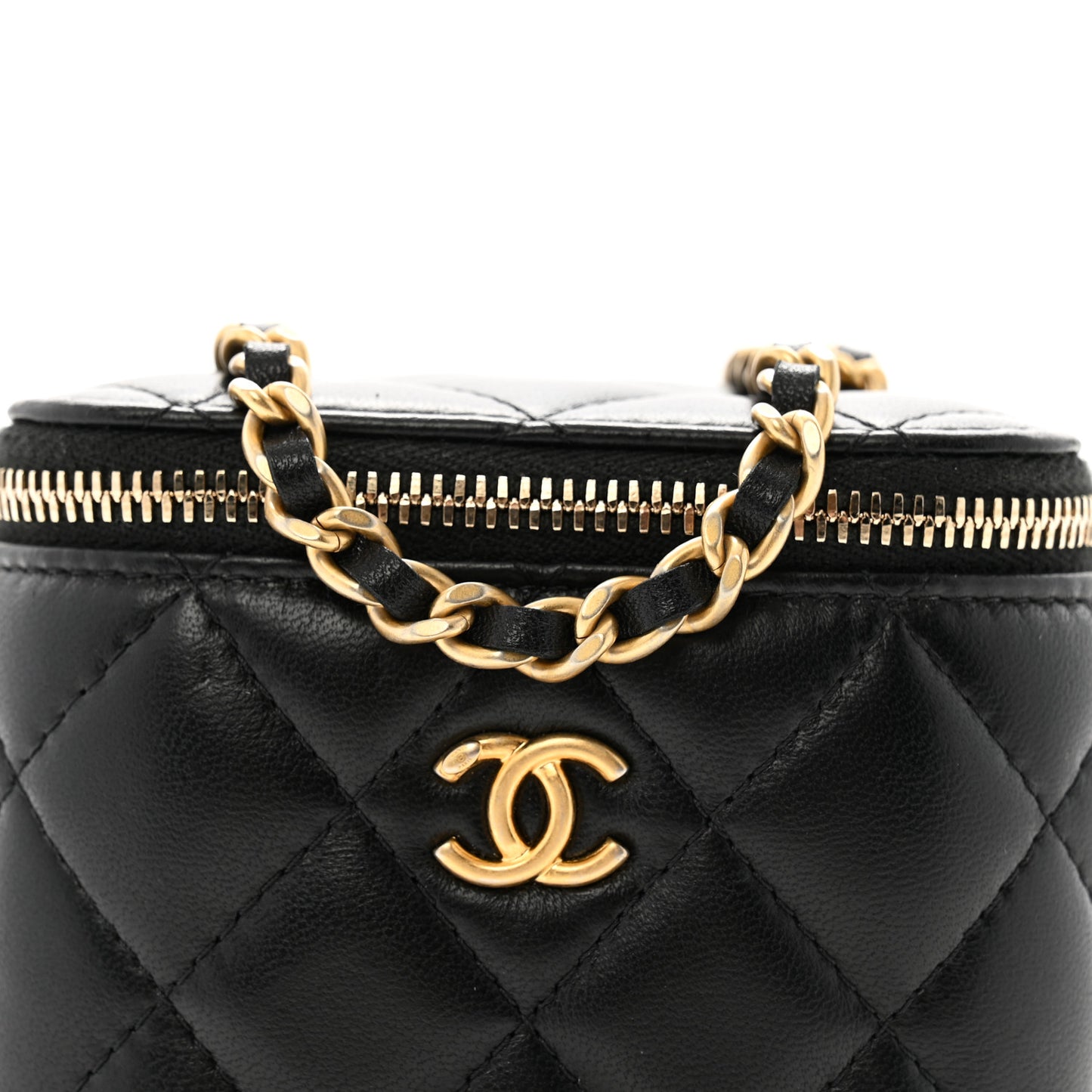 Lambskin Quilted Mini Pearl Crush Vanity Case With Chain Black