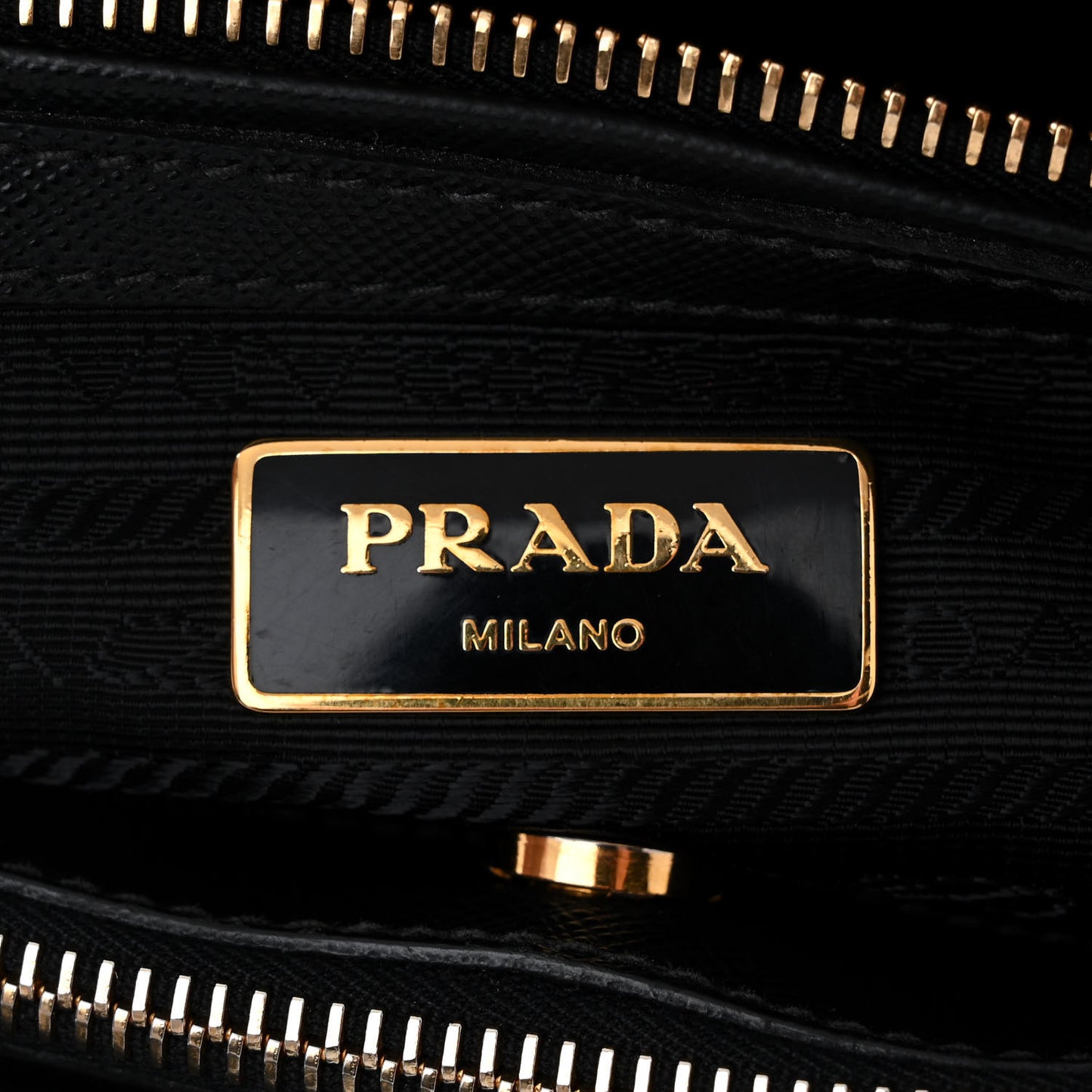 Saffiano Lux Medium Tote Black