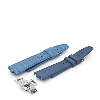 Vacheron Constantin Stainless Steel Diamond Bezel 33mm Overseas Quartz Watch Blue 1205V/100A-B590 5 of 6