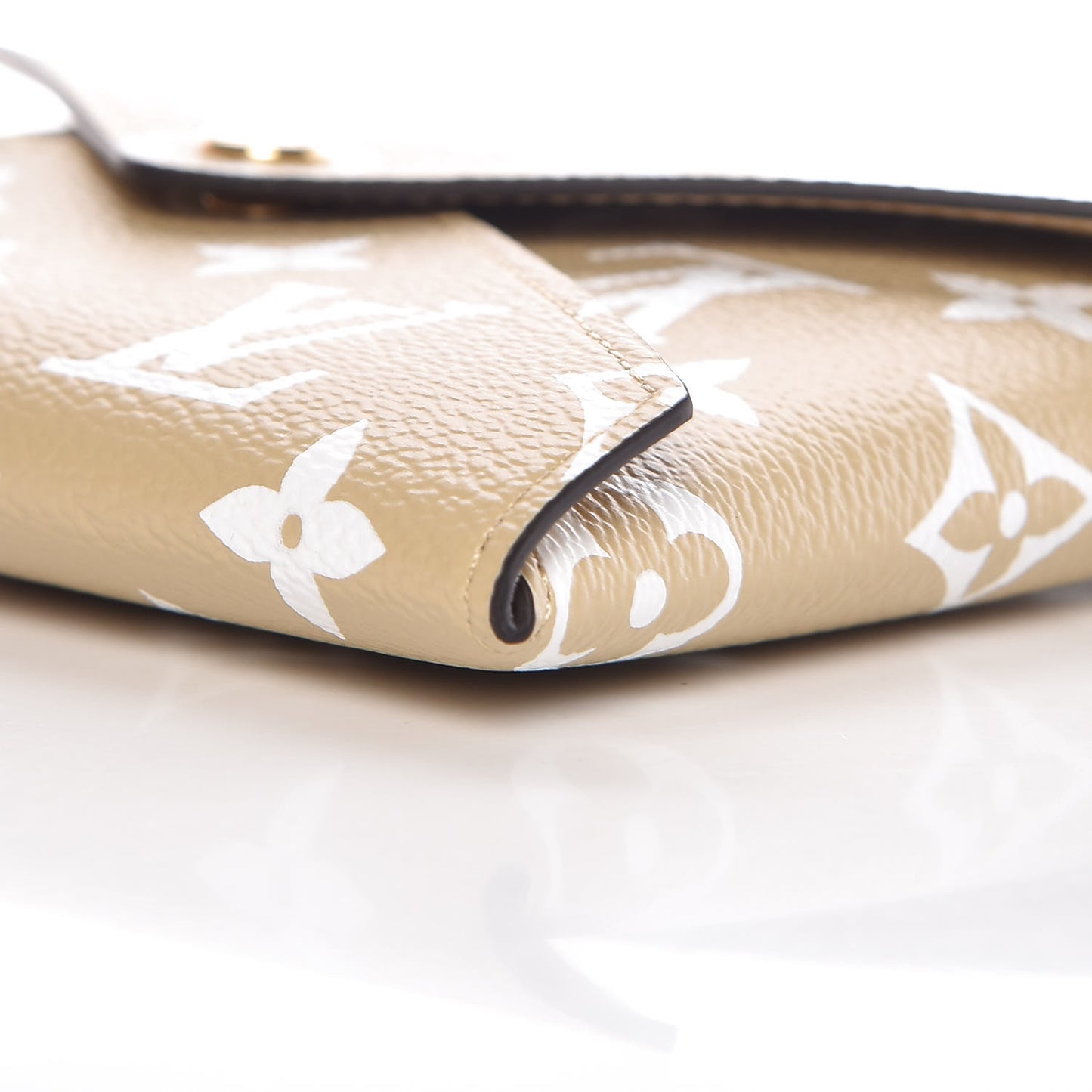 Monogram Giant Medium Kirigami Pochette Insert Beige