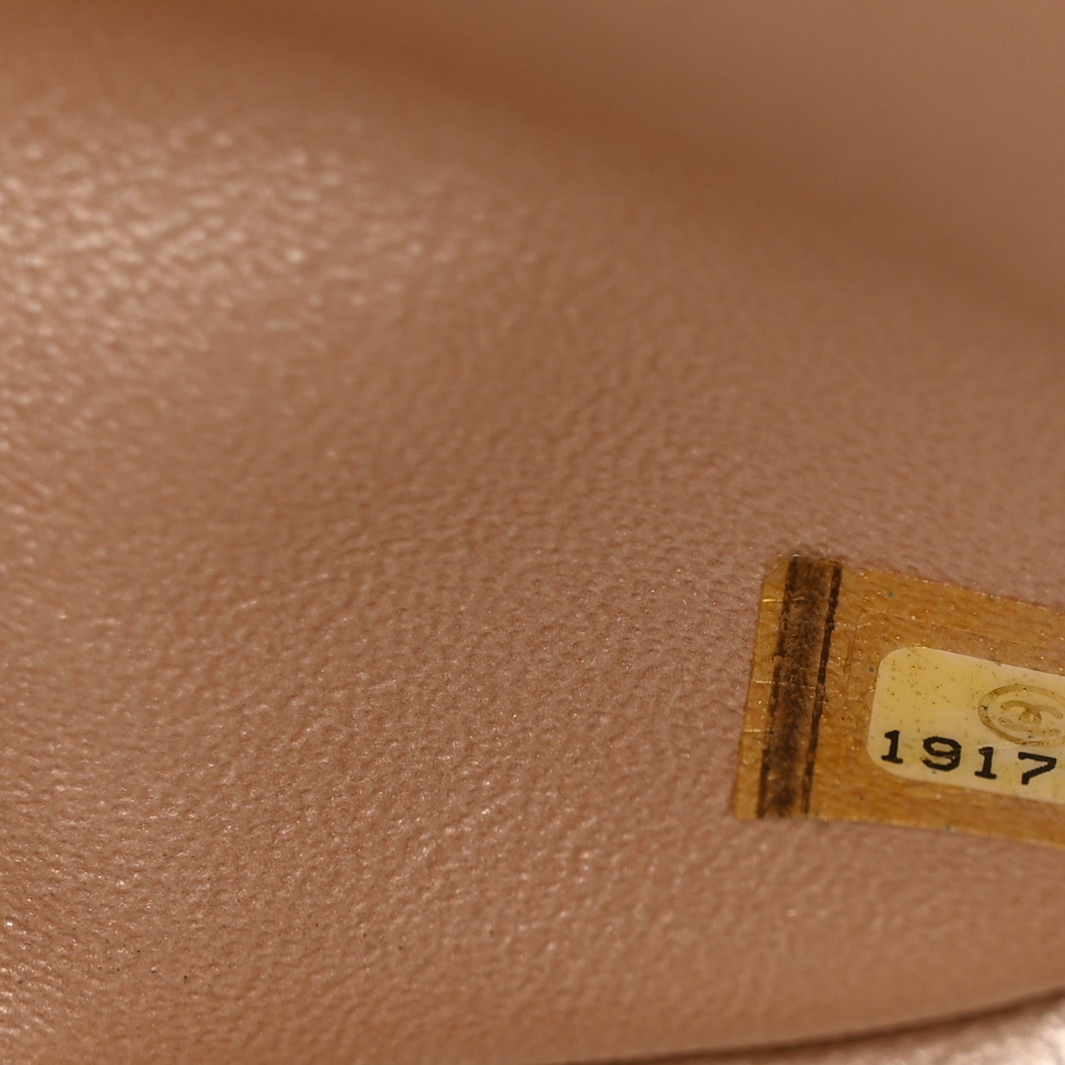 Chanel Metallic Calfskin Quilted 2.55 Reissue 226 Flap Gold 7 of 10