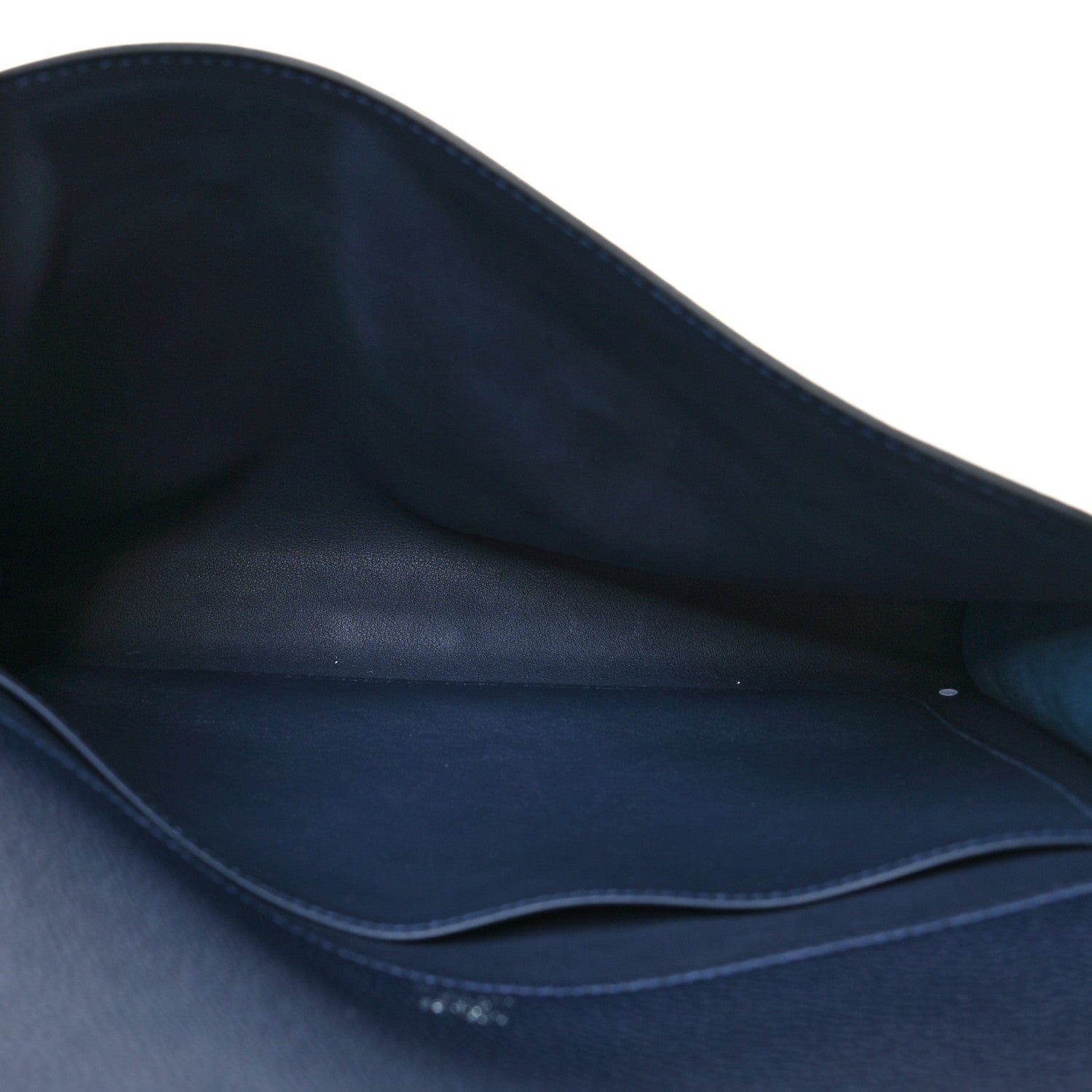 Hermes Togo Sac A Depeches 29 Messenger Bag Bleu Nuit 5 of 12