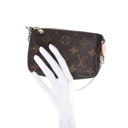Louis Vuitton Monogram Mini Pochette Accessories 2 of 9