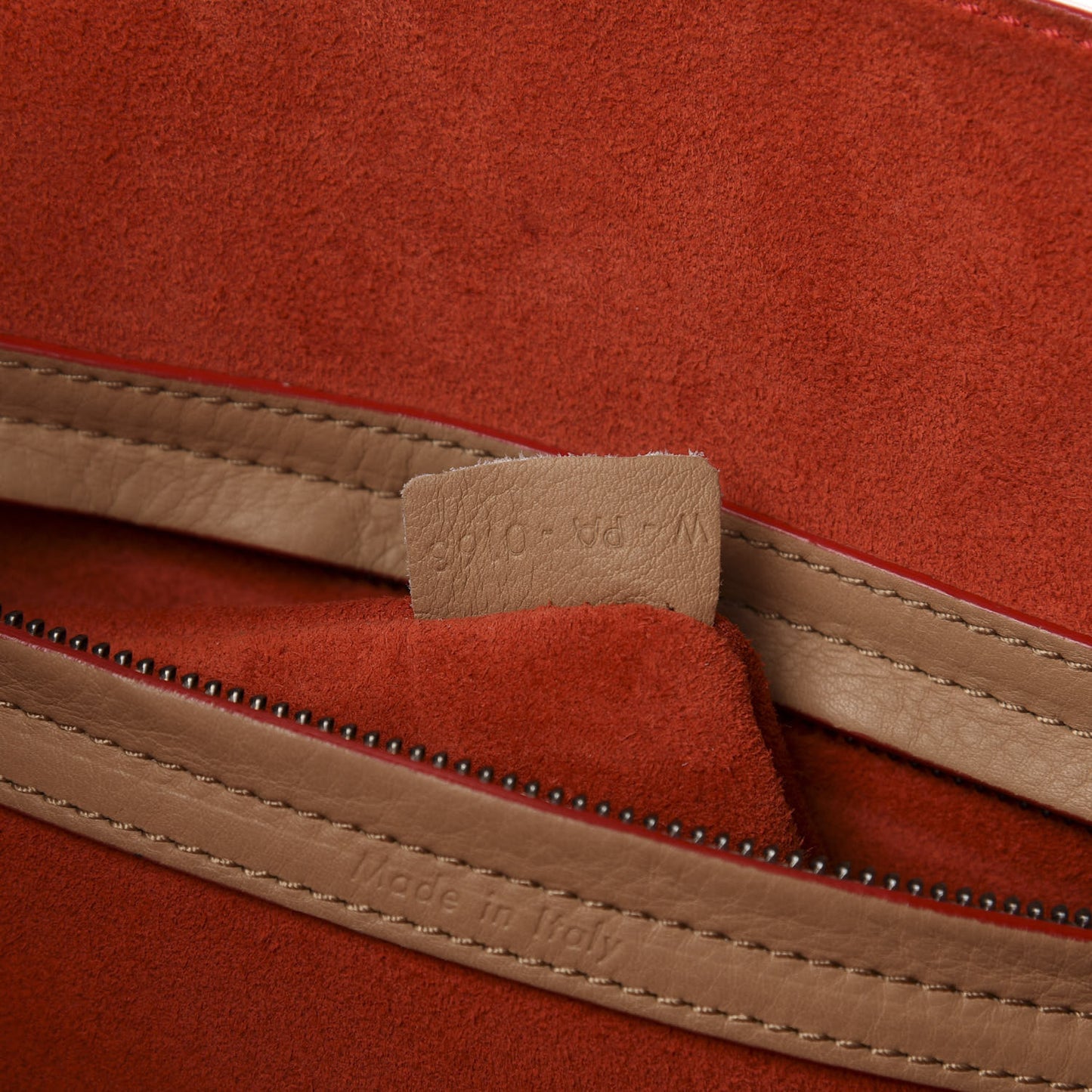 Supple Calfskin Medium Phantom Luggage Camel