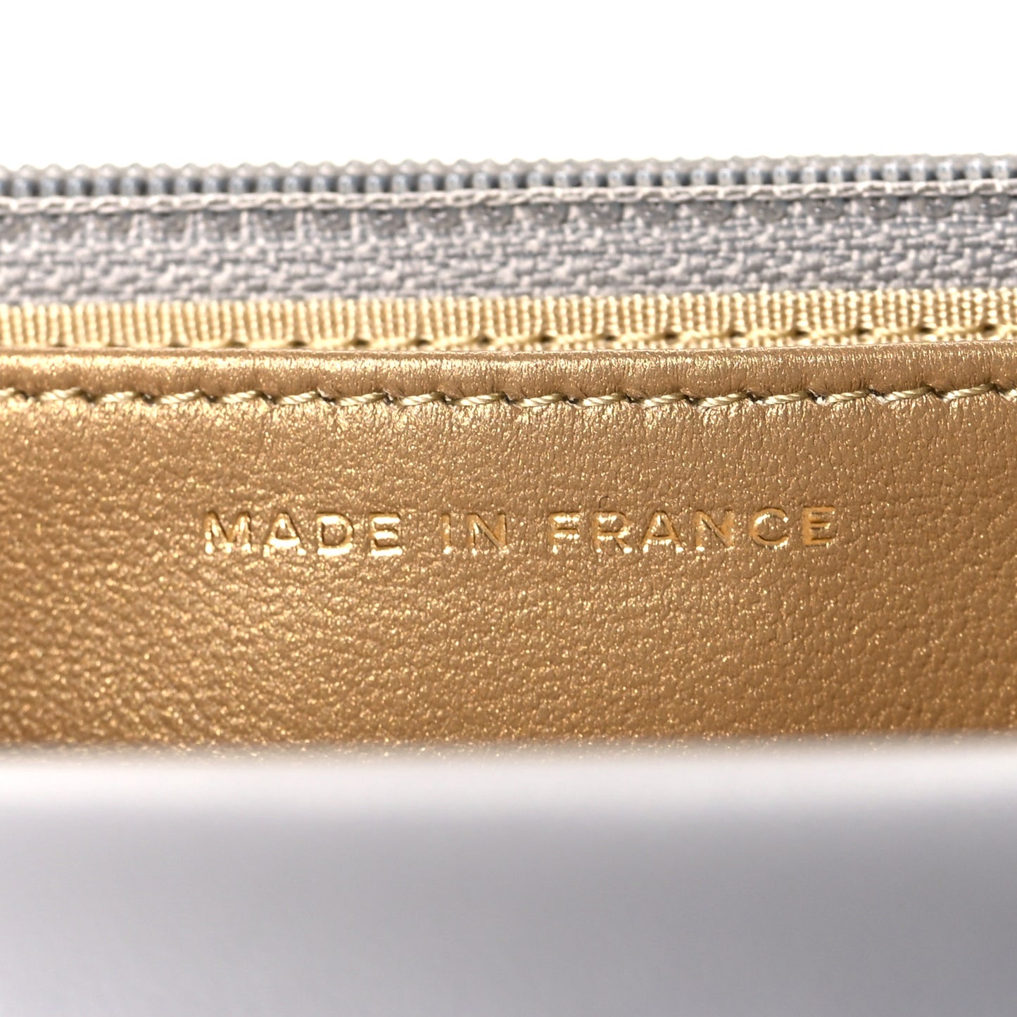 Lambskin Quilted CC Pearl Crush Wallet on Chain WOC Grey