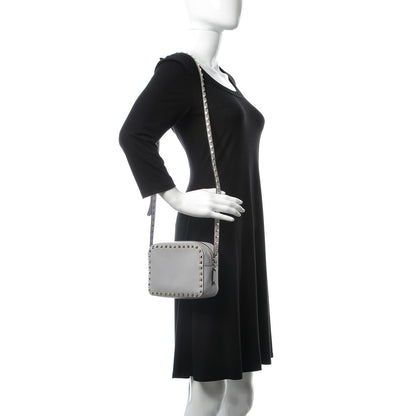 Valentino Garavani Grained Calfskin Rockstud Camera Crossbody Bag Pastel Grey 2 of 7