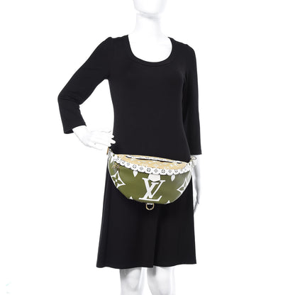 Louis Vuitton Monogram Giant Bumbag Kaki Beige 2 of 9