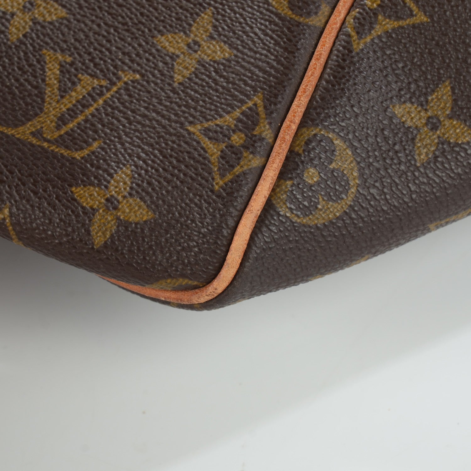 Louis Vuitton Monogram Keepall 55 3 of 11