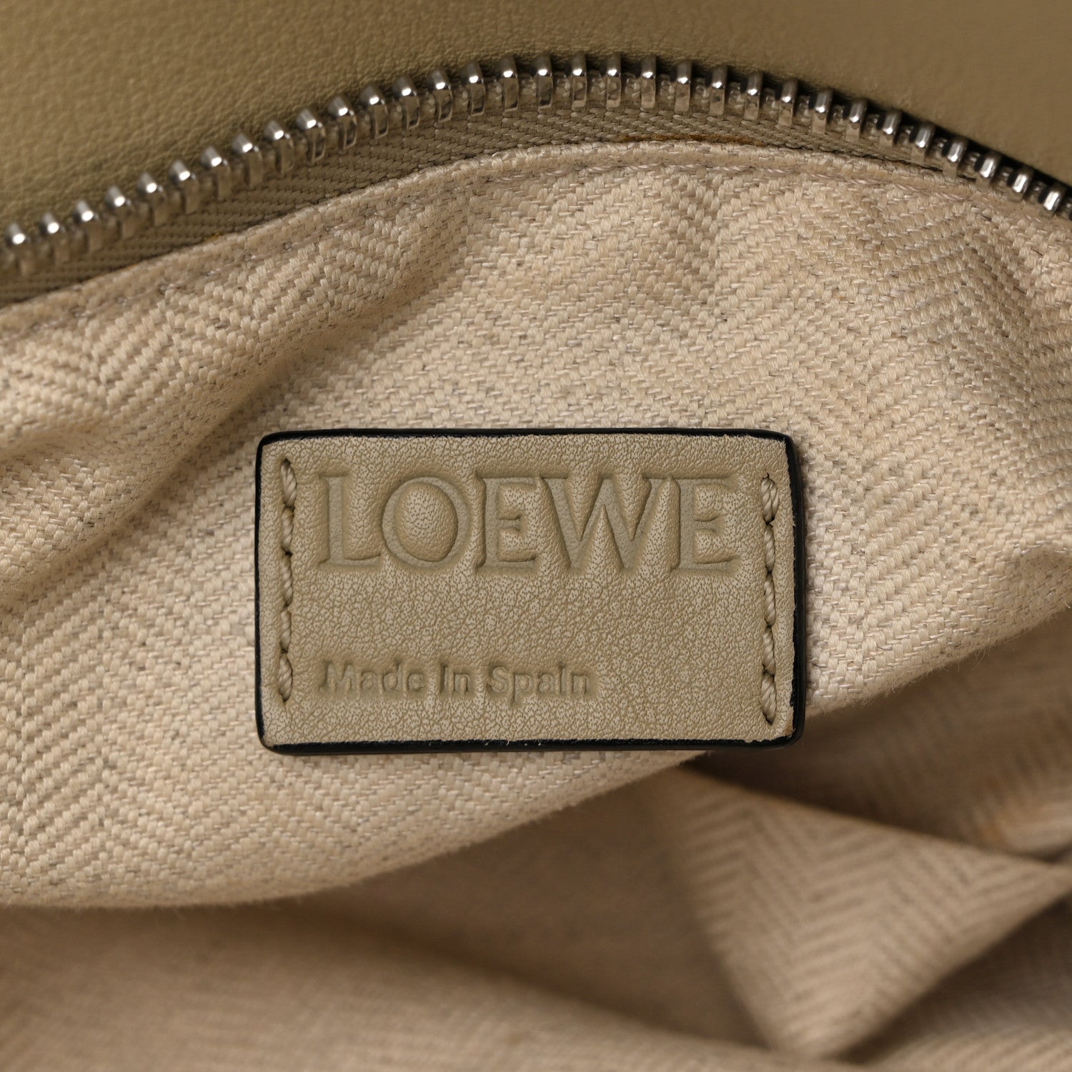 Loewe Calfskin Large Puzzle Bag Piedra 6 of 13