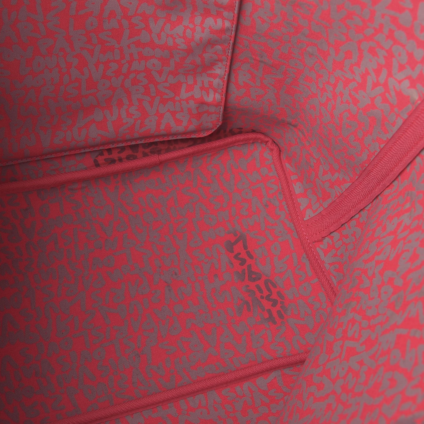 Monogram Graffiti Neverfull GM Fuchsia