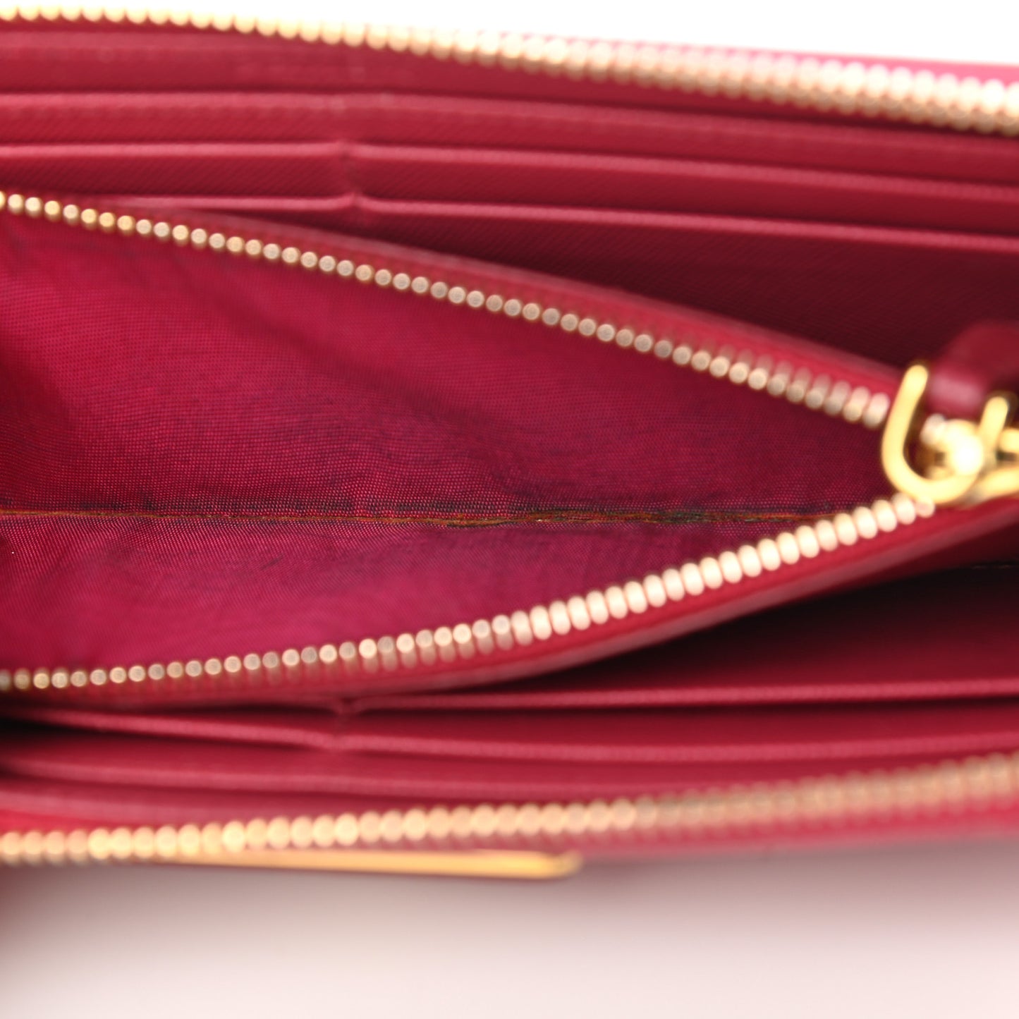 Saffiano Half Zip Wallet Ibisco