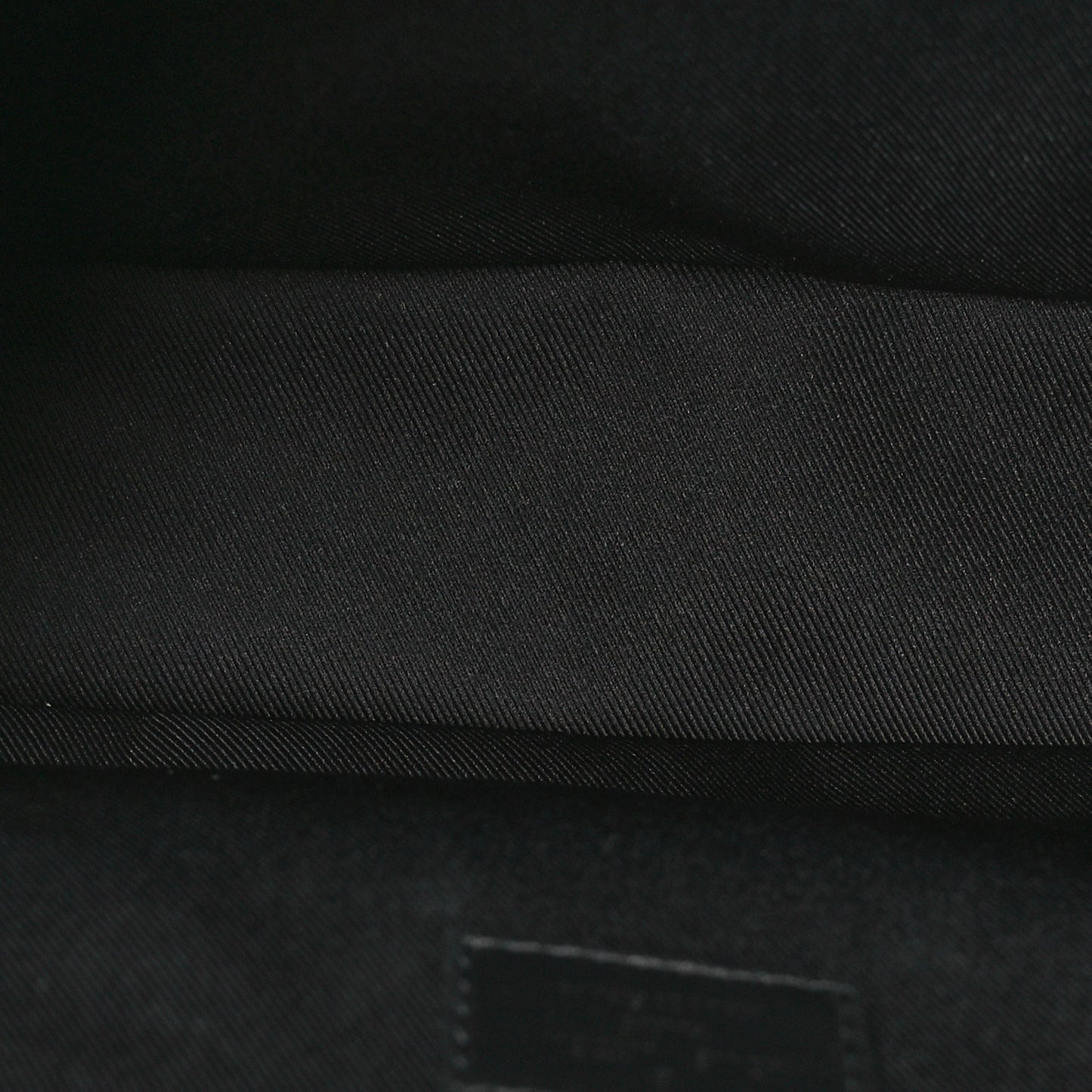 Taurillon Monogram Steamer PM NM Black