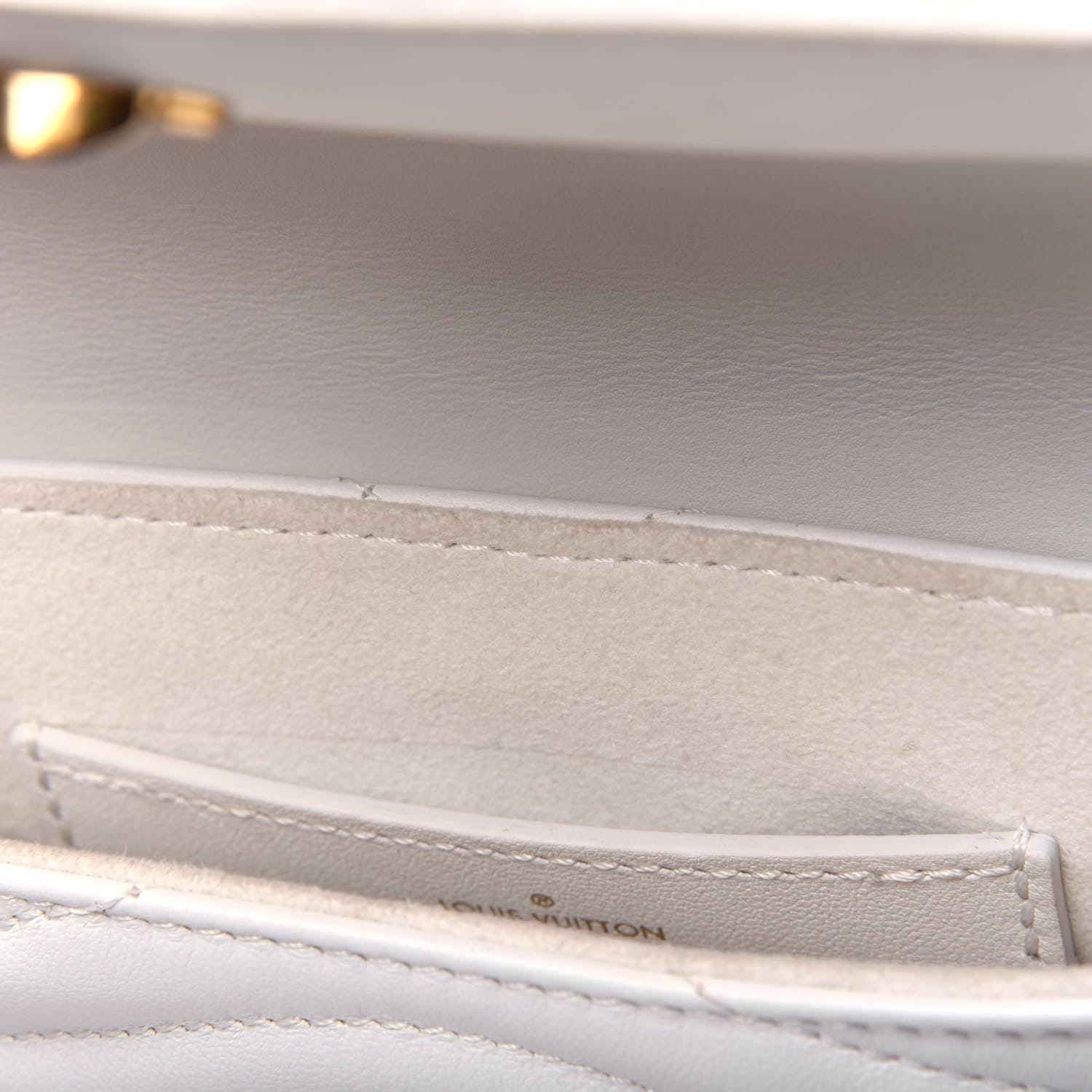 Louis Vuitton Calfskin New Wave Multi Pochette Snow 10 of 16