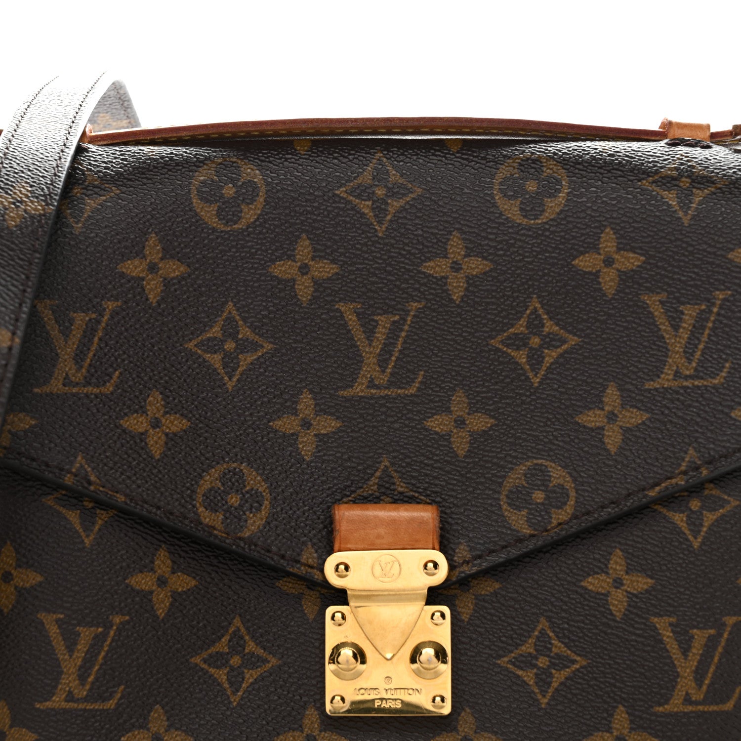 Louis Vuitton Monogram Pochette Metis 19 of 43