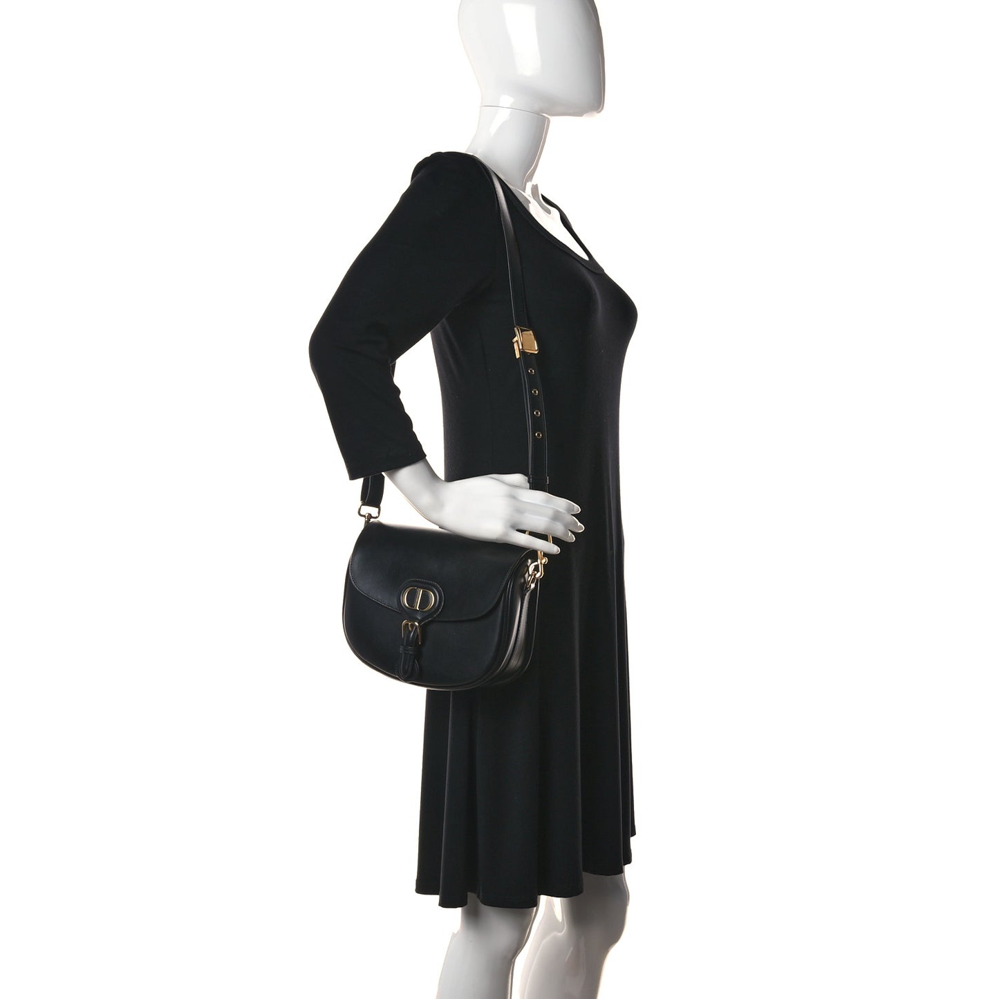 Box Calfskin Medium Bobby Flap Black
