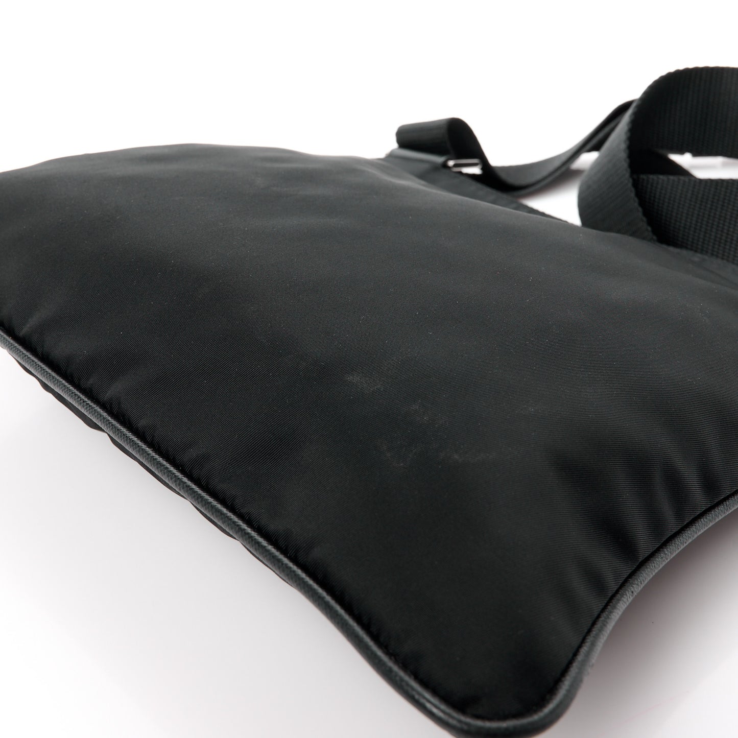 Tessuto Nylon Saffiano Flat Messenger Bag Black