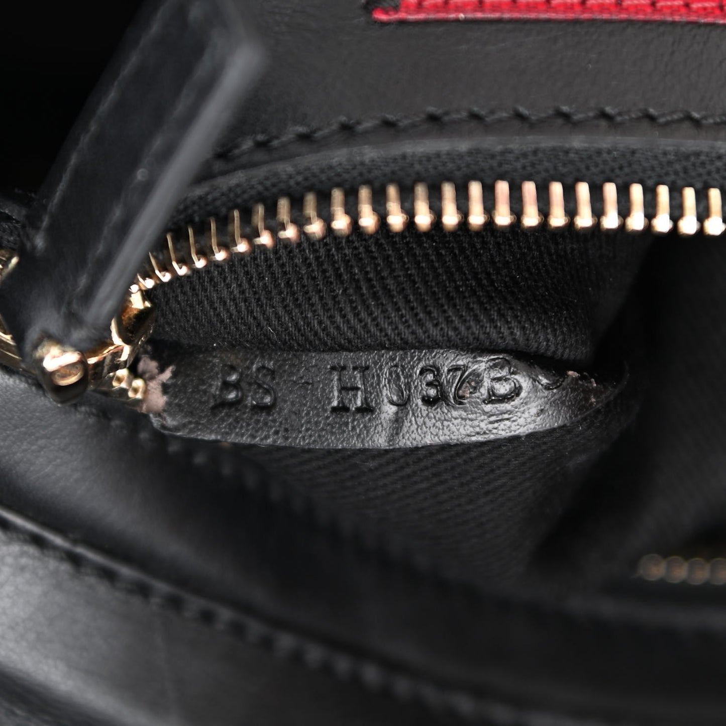 Vitello Small Rockstud Tote Black