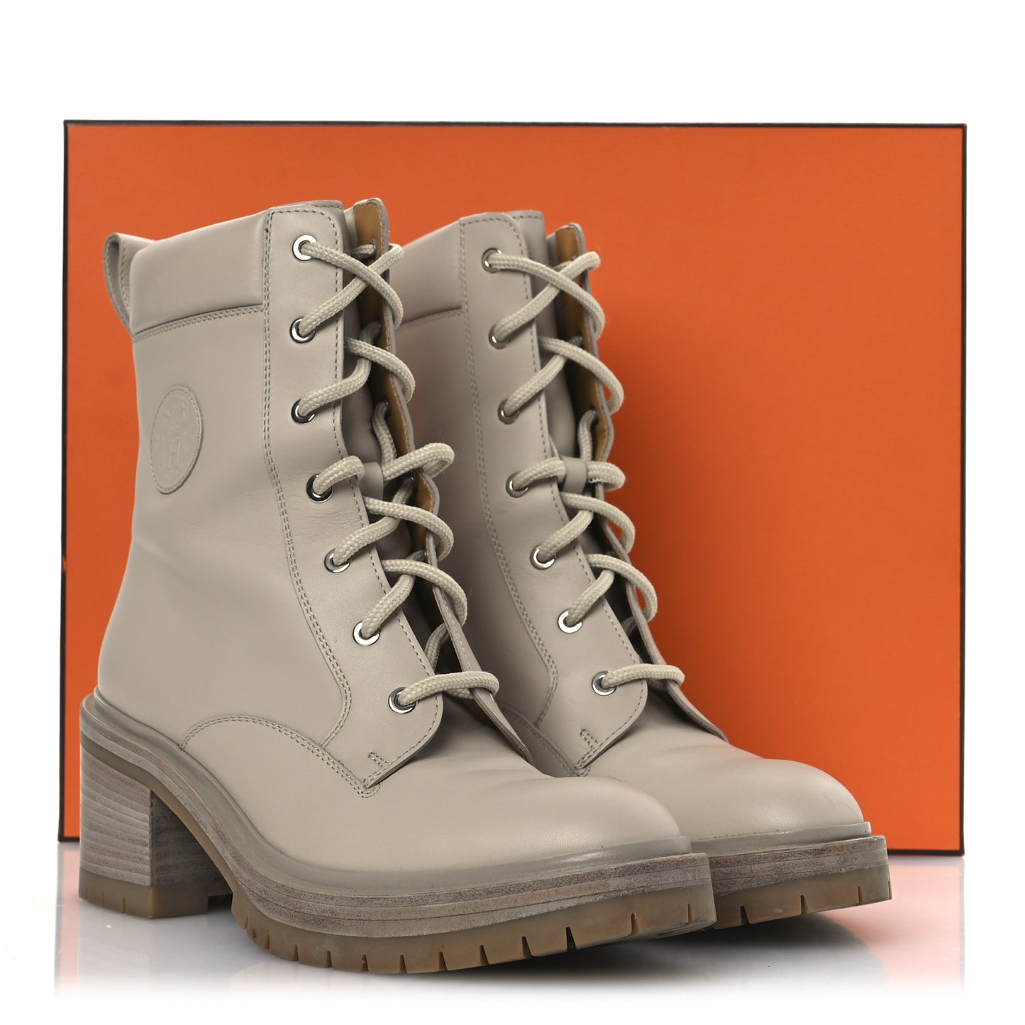Calfskin Bridge Ankle Boots 38 Beige Grege