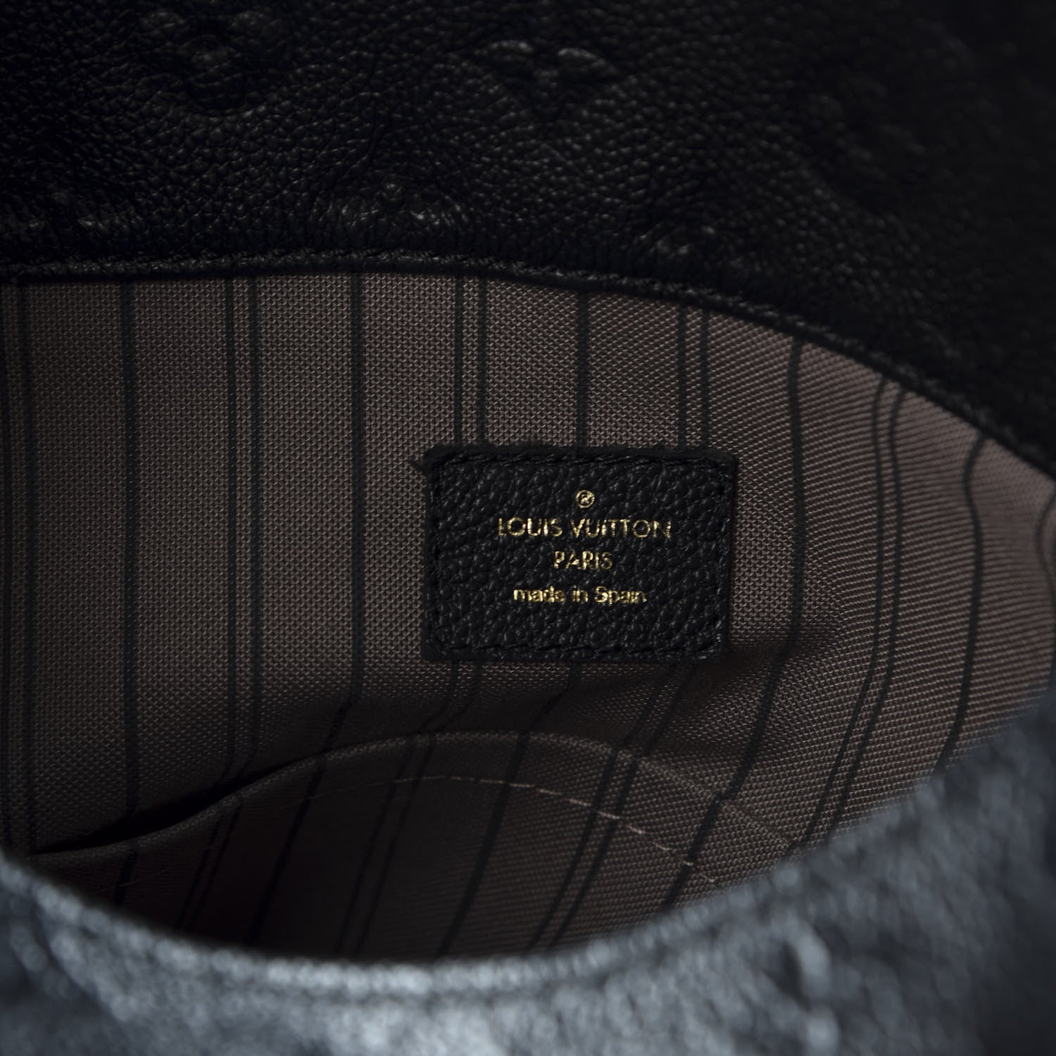 Louis Vuitton Empreinte Artsy MM Black 7 of 9