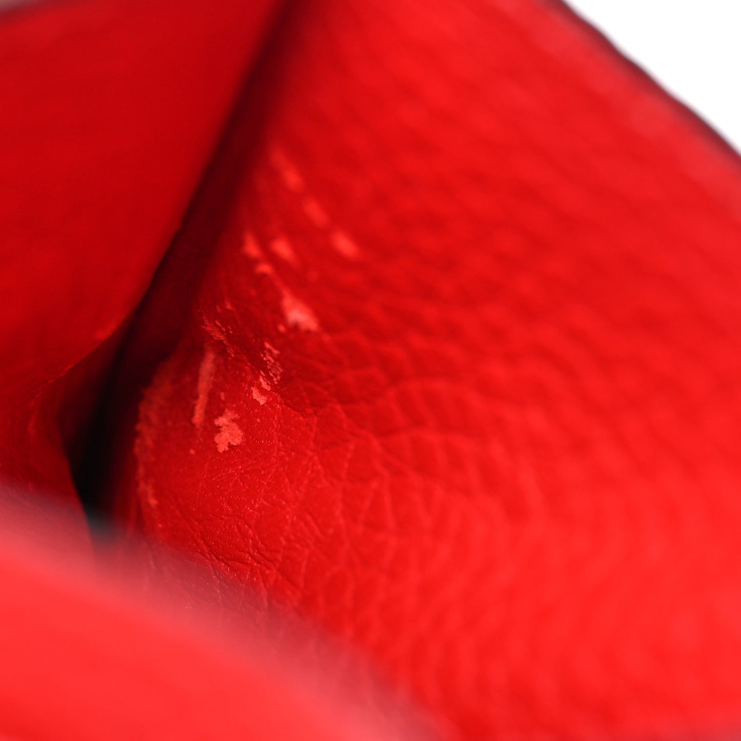 Pebbled Calfskin Rockstud Card Holder Red