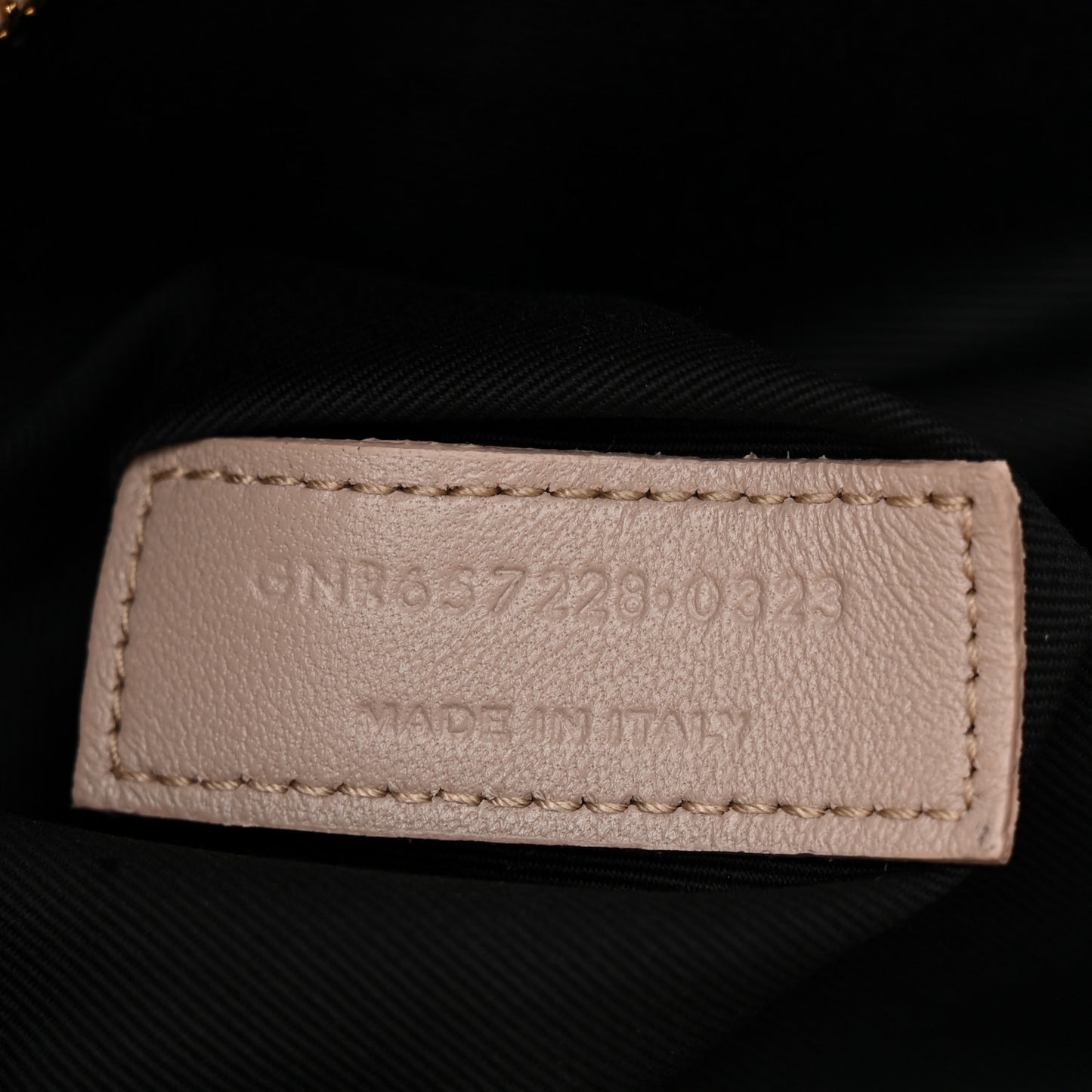 Smooth Calfskin Le 5 A 7 Mini Hobo Crema Soft