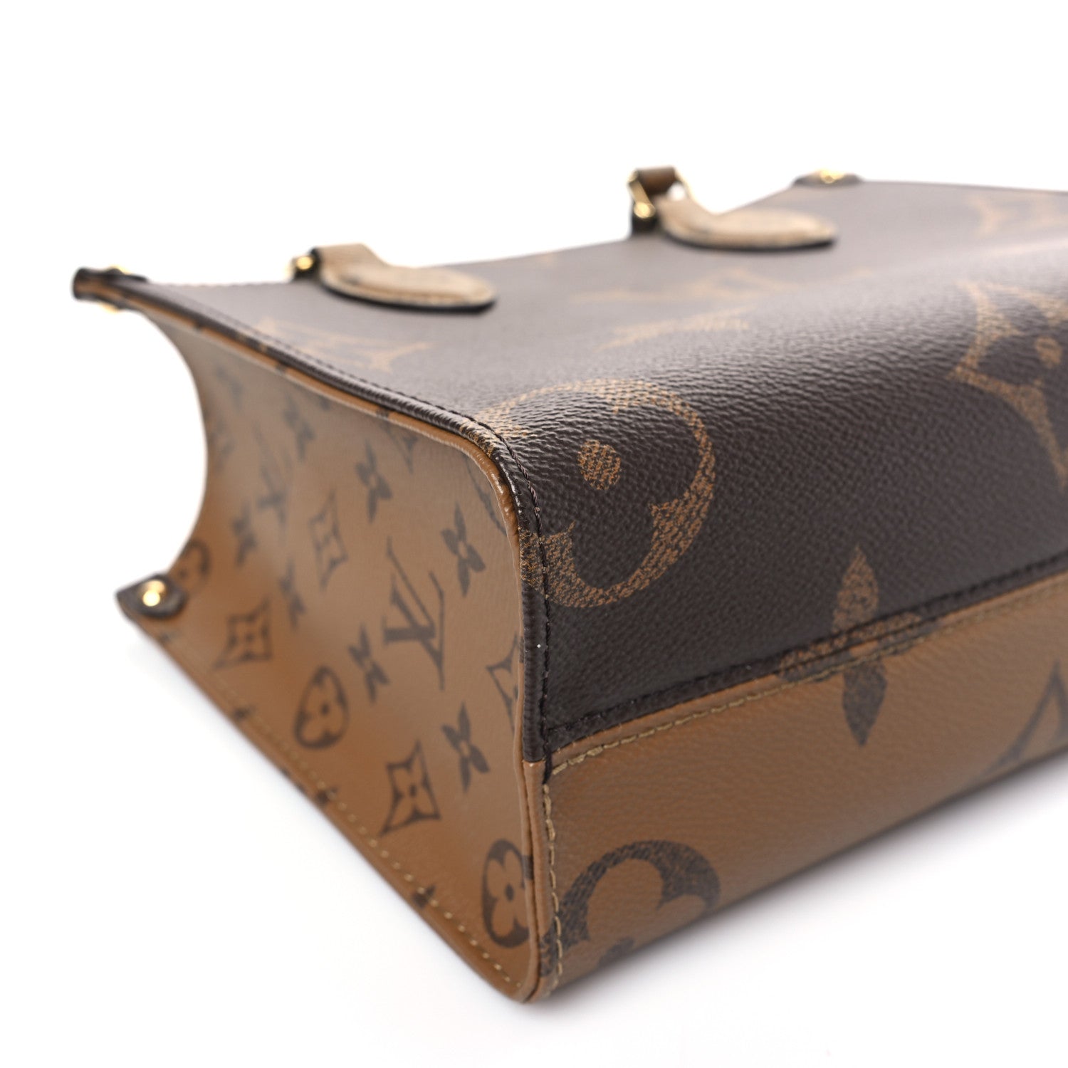Louis Vuitton Reverse Monogram Giant Onthego PM 7 of 9