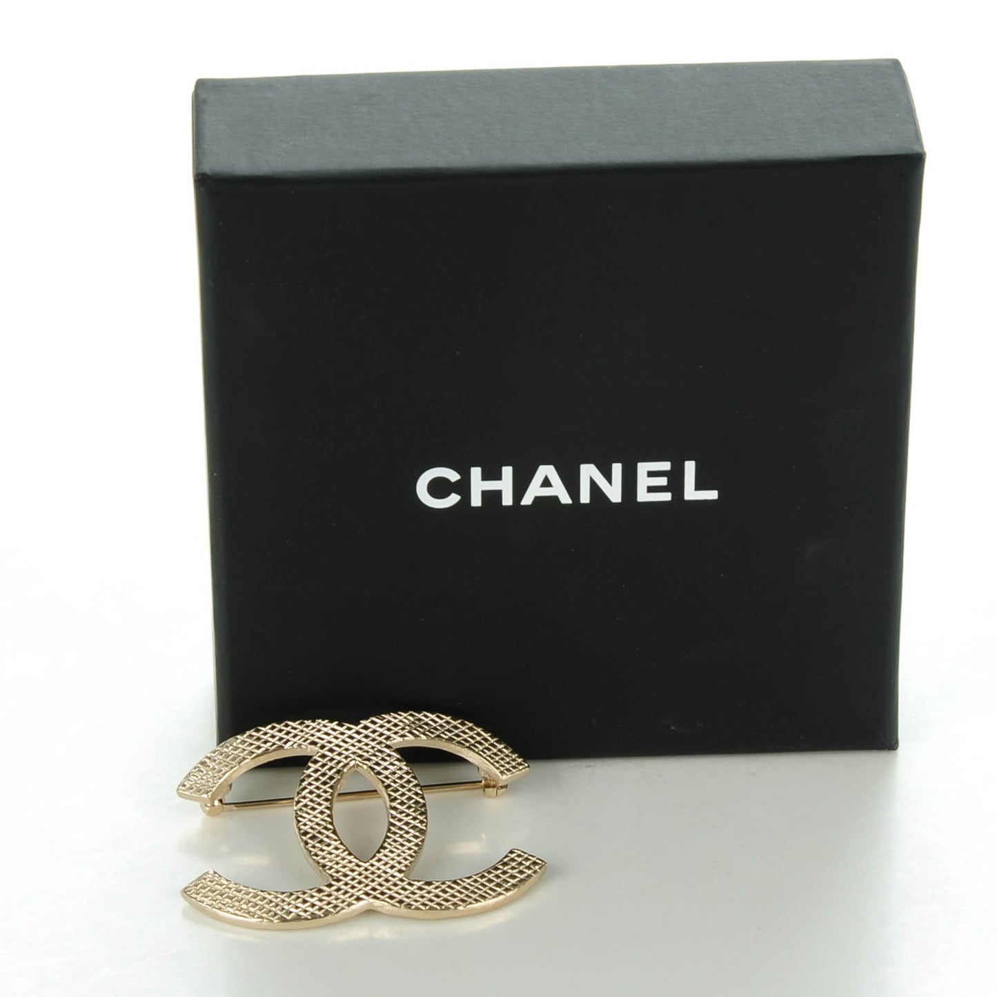 Quilted CC Brooch Light Gold