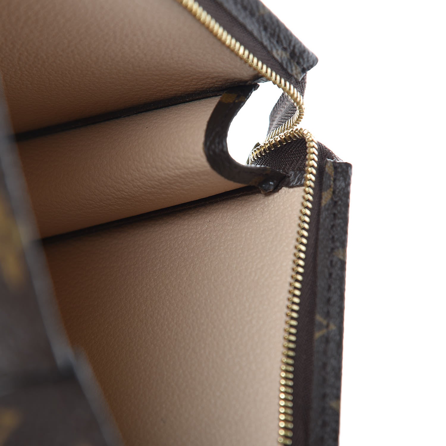 Louis Vuitton Monogram Toiletry Pouch 26 6 of 10