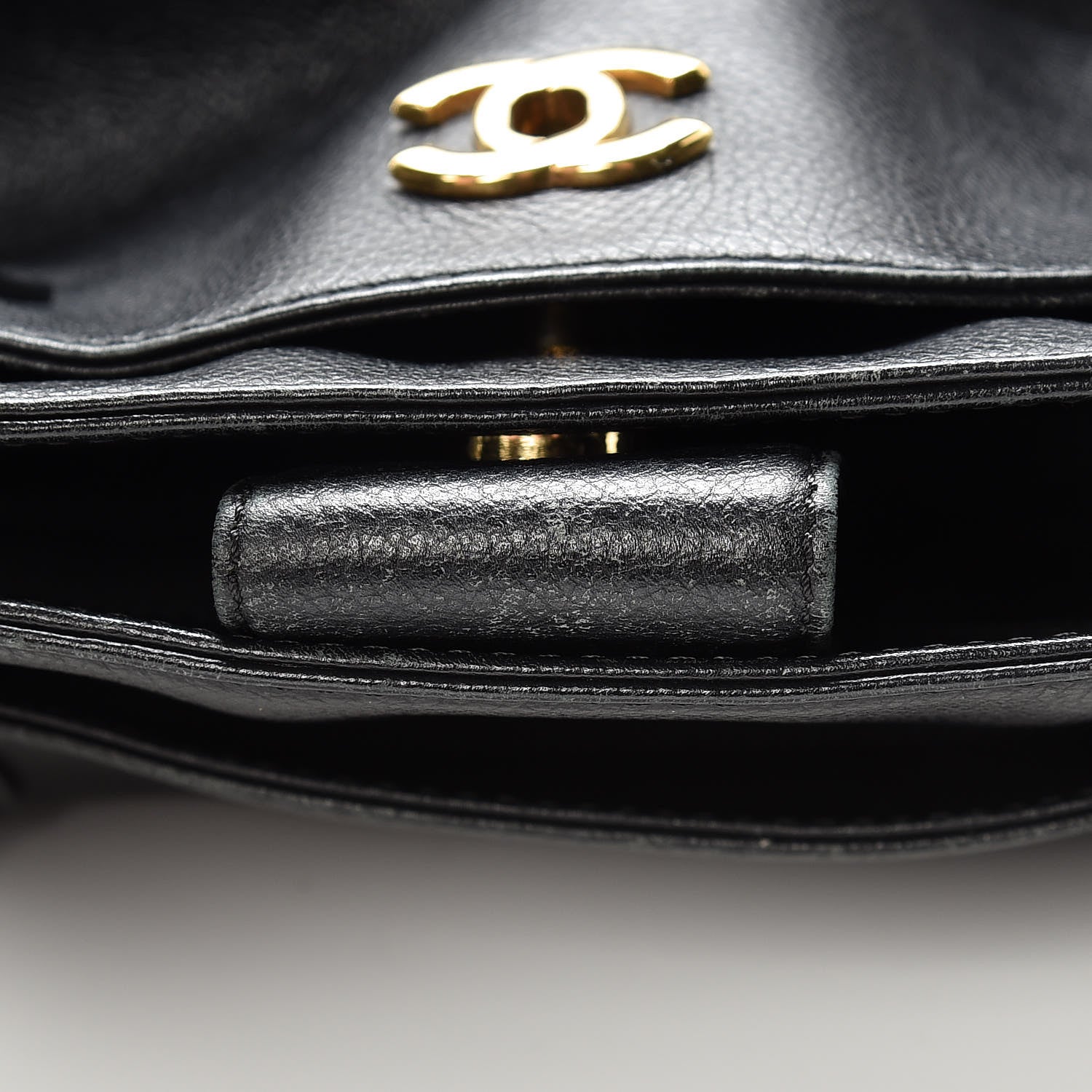 Chanel Calfskin Tall Cerf Tote Black 21 of 32