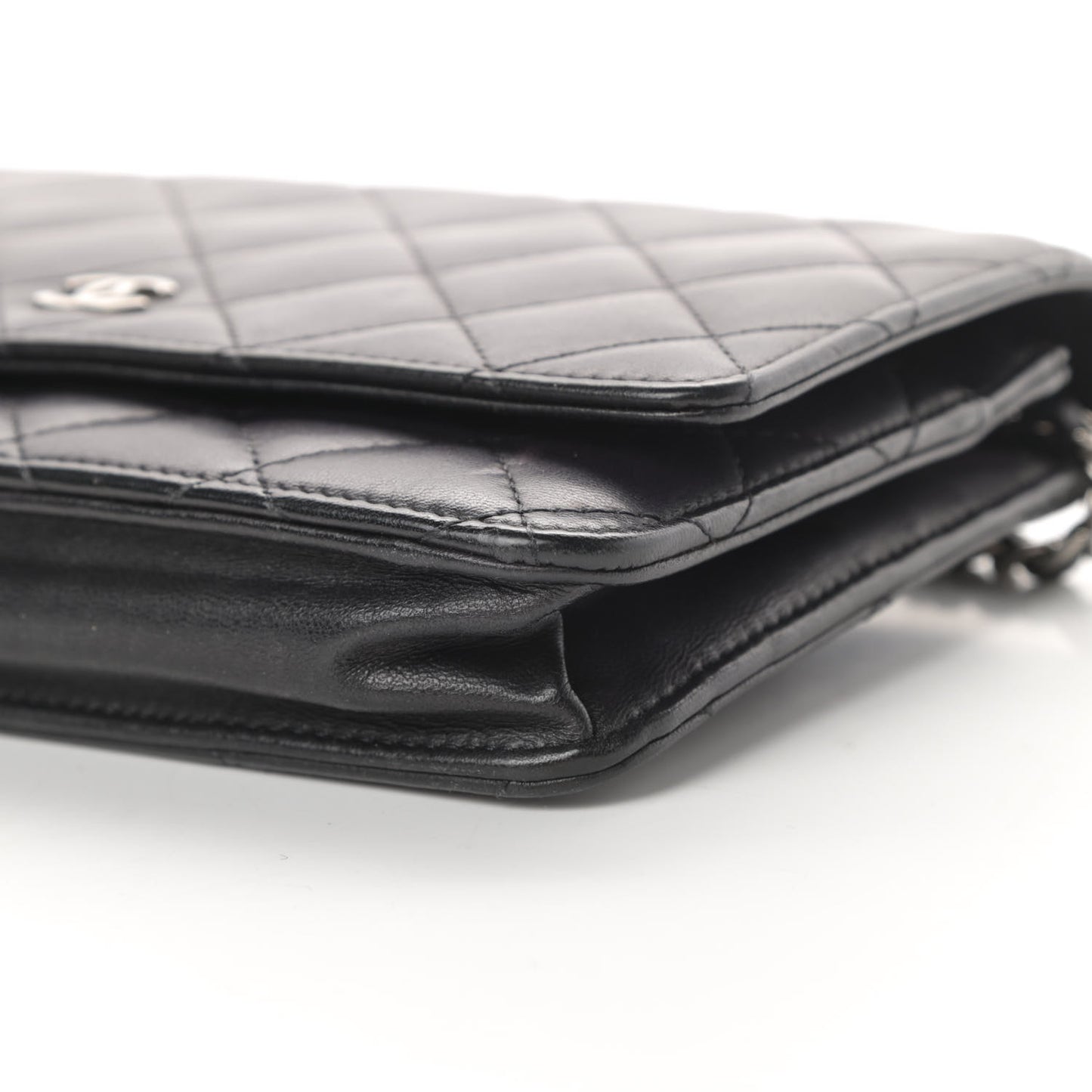 Lambskin Quilted Wallet On Chain WOC Black