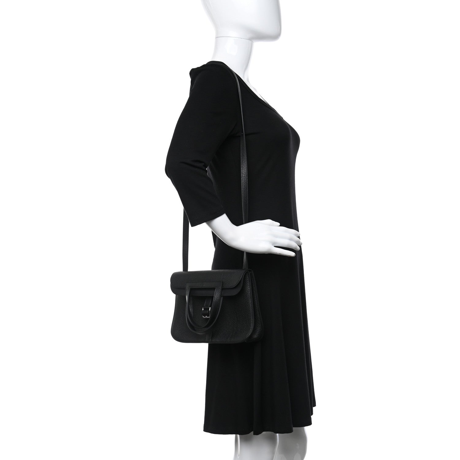 Hermes Taurillon Clemence Halzan 25 Black 2 of 9
