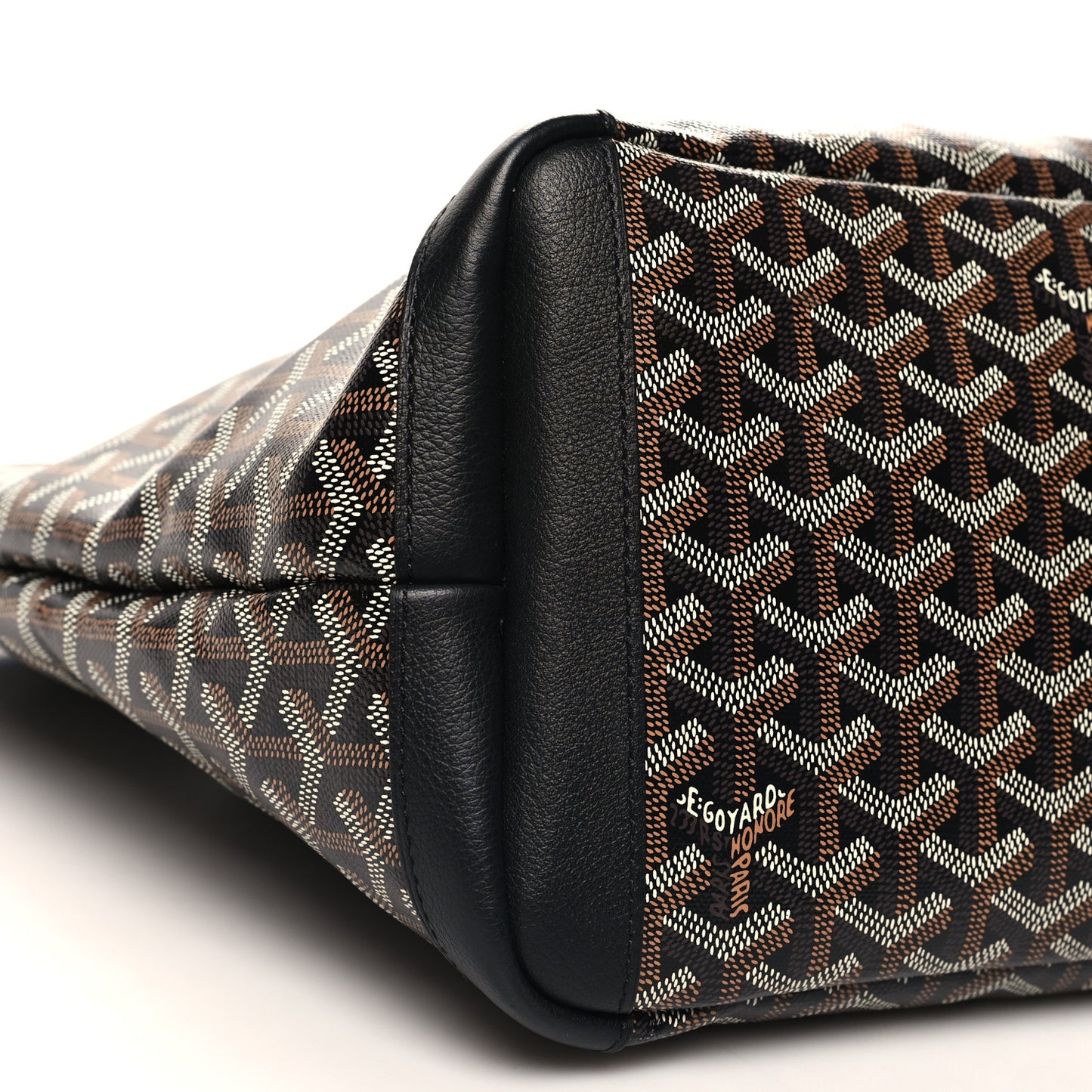 Goyardine Artois MM Black