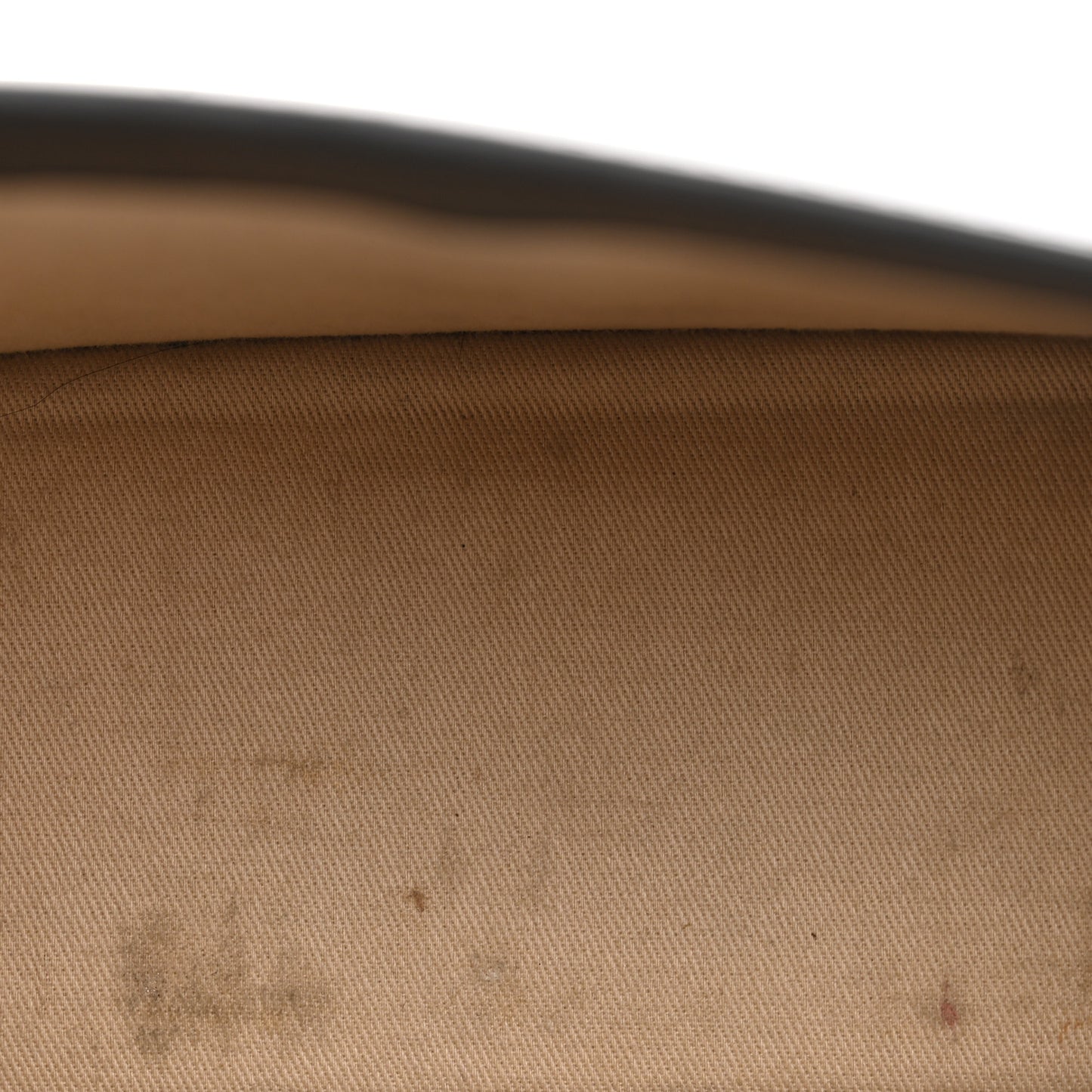 Smooth Calfskin Le Grand Chiquito Black