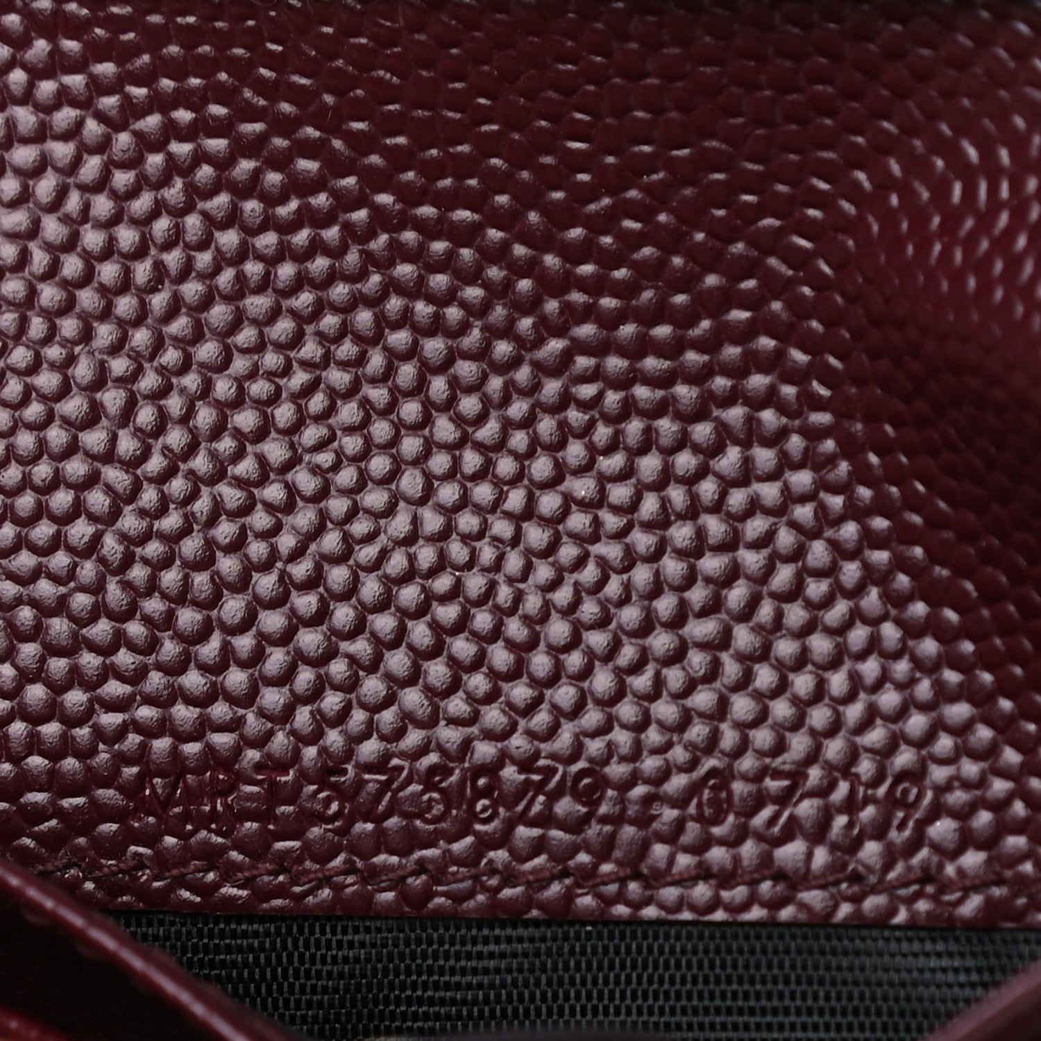 Saint Laurent Grain De Poudre Matelasse Chevron Monogram Zipped Card Case Rouge Legion 7 of 7