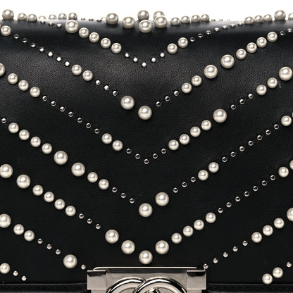 Chanel Calfskin Pearl Chevron Medium Boy Flap Black 17 of 18