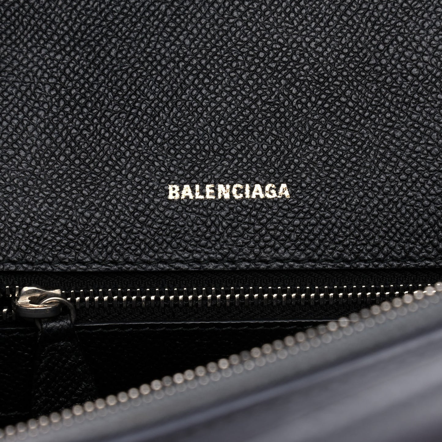 Grained Calfskin S Ville Top Handle Bag Gris Glace