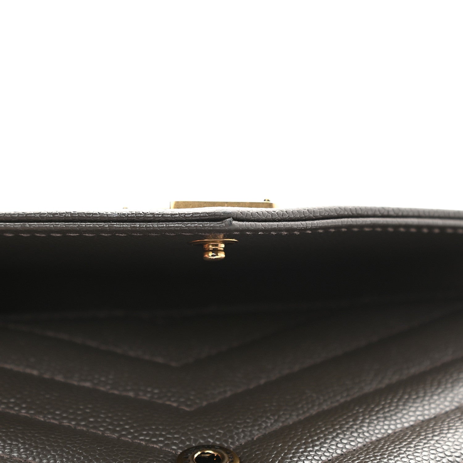 Saint Laurent Grain De Poudre Matelasse Chevron Monogram Flap Wallet Fog 8 of 8