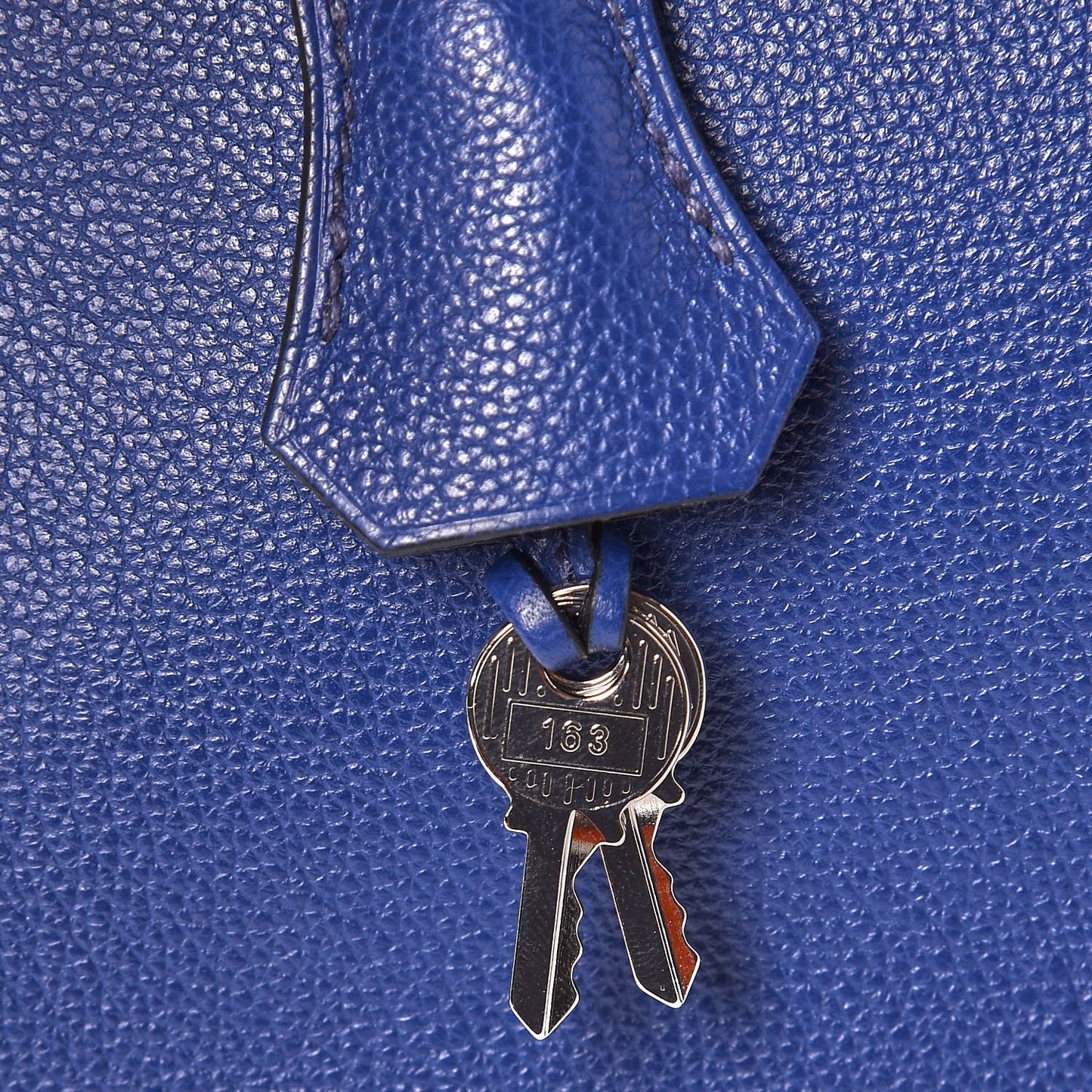 Taurillon Novillo Birkin 30 Bleu Saphir